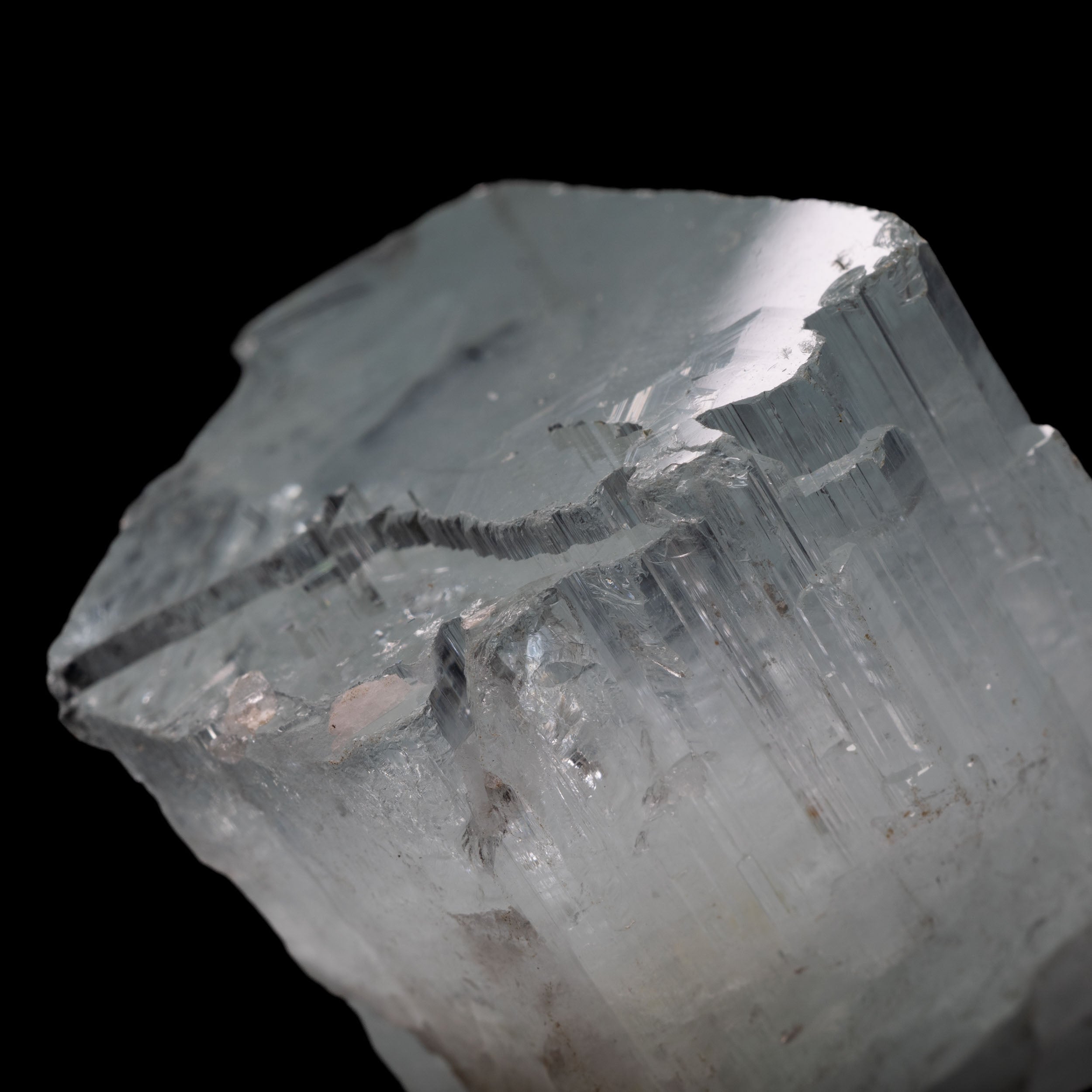 Aquamarine Crystal - 194.5ct - 31.4x29.7x23.6mm
