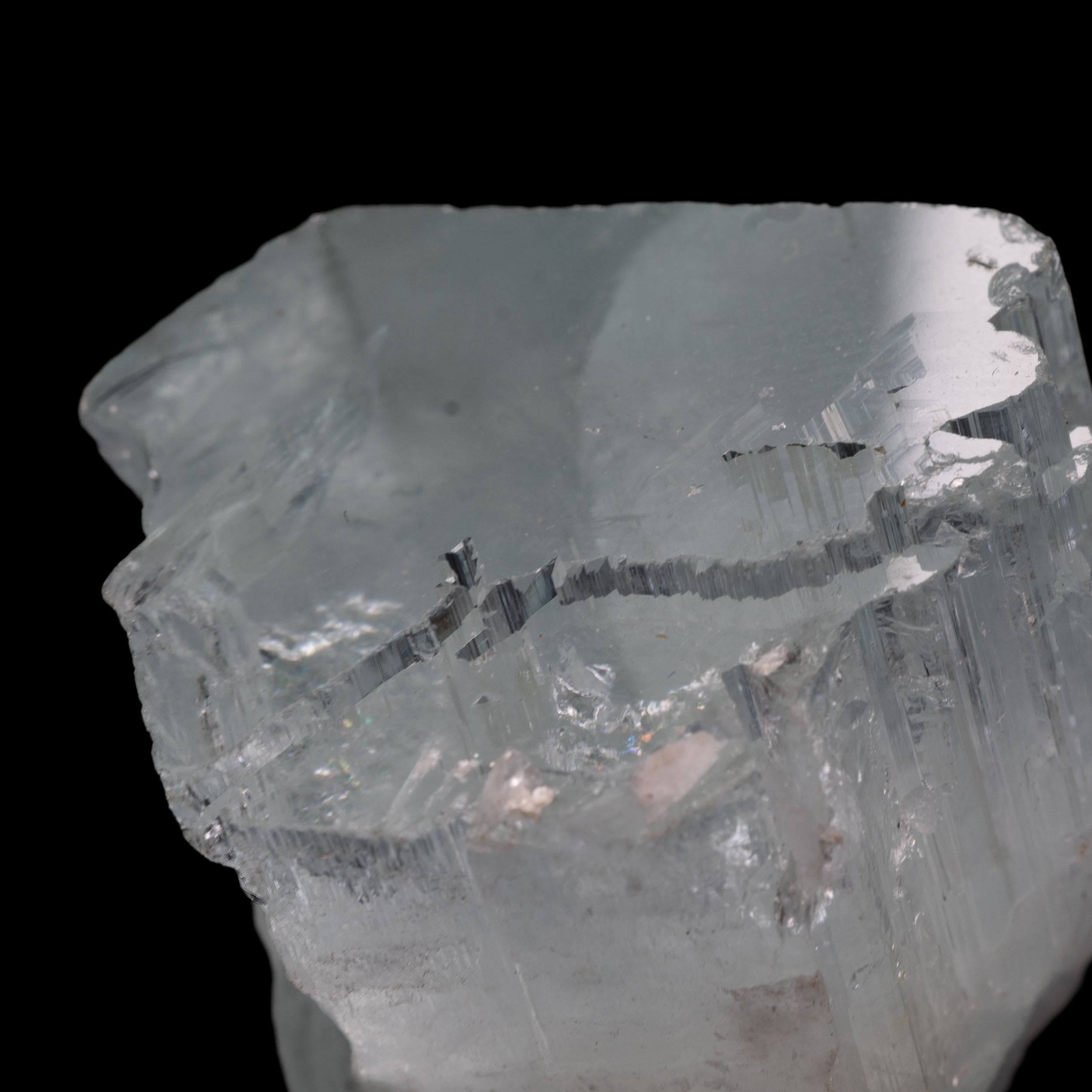 Aquamarine Crystal - 194.5ct - 31.4x29.7x23.6mm
