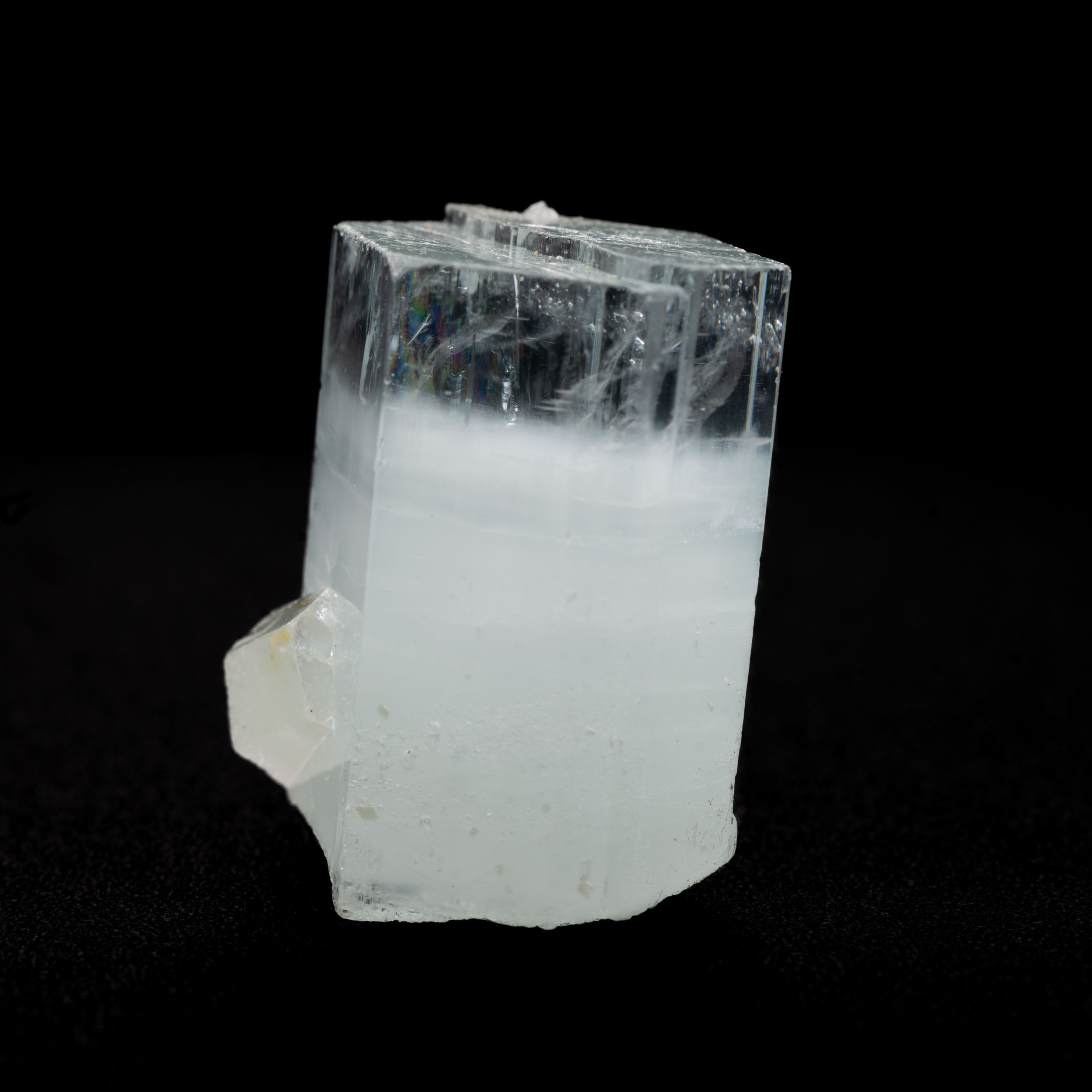 Aquamarine Crystal 70ct – 23.4x15.4x19.9mm