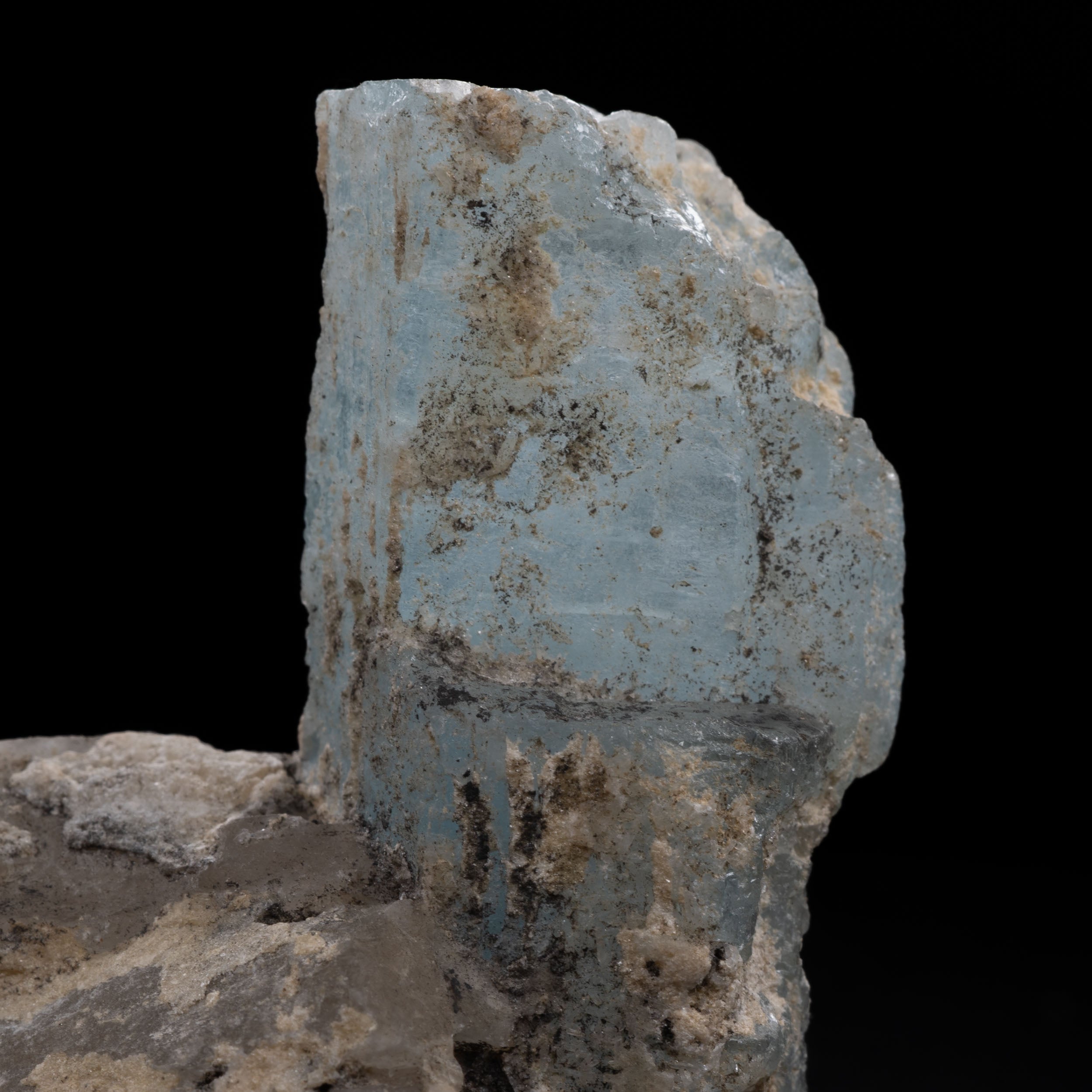 Aquamarine with Quartz/Fluorite Cluster - 34g, Pakistan