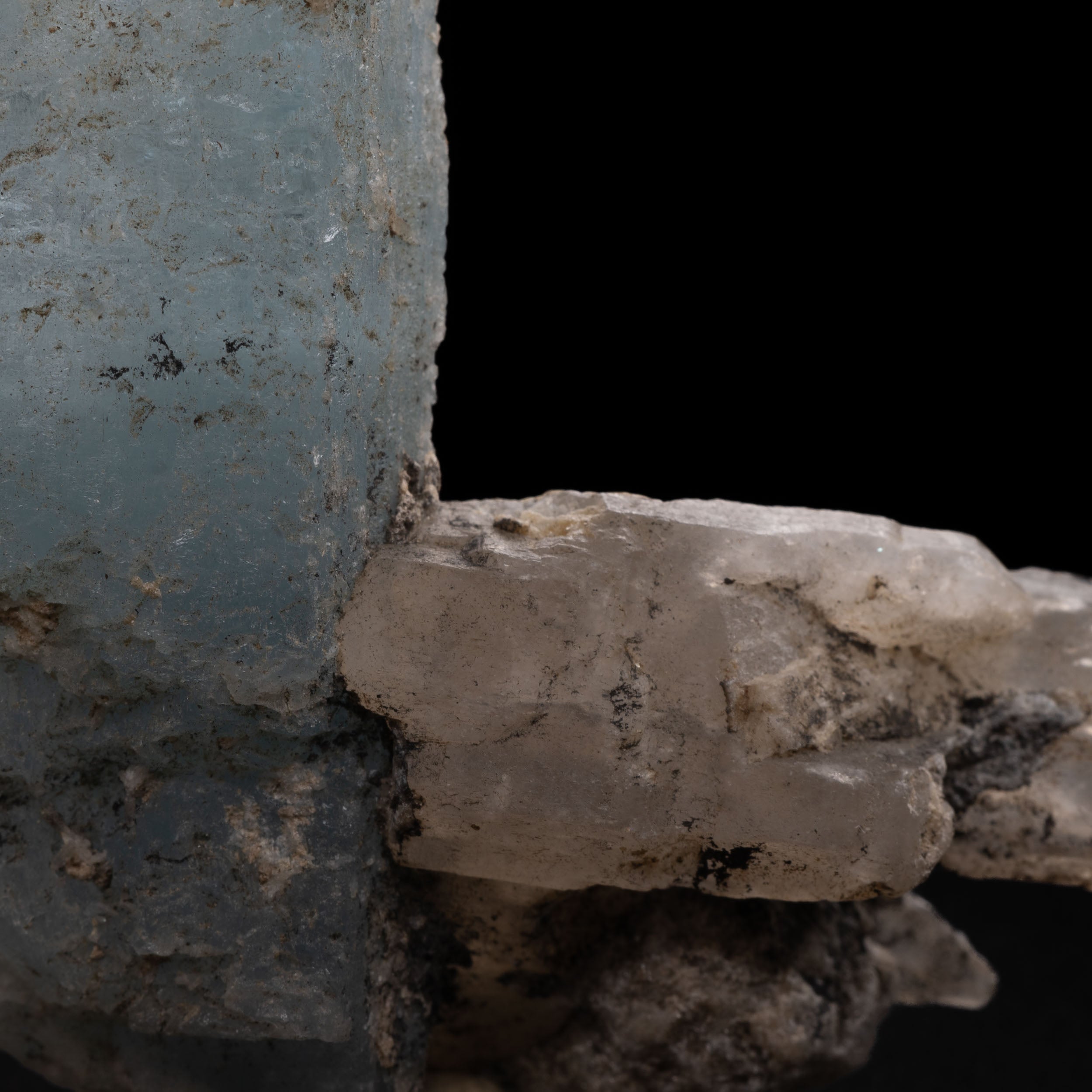 Aquamarine with Quartz/Fluorite Cluster - 34g, Pakistan