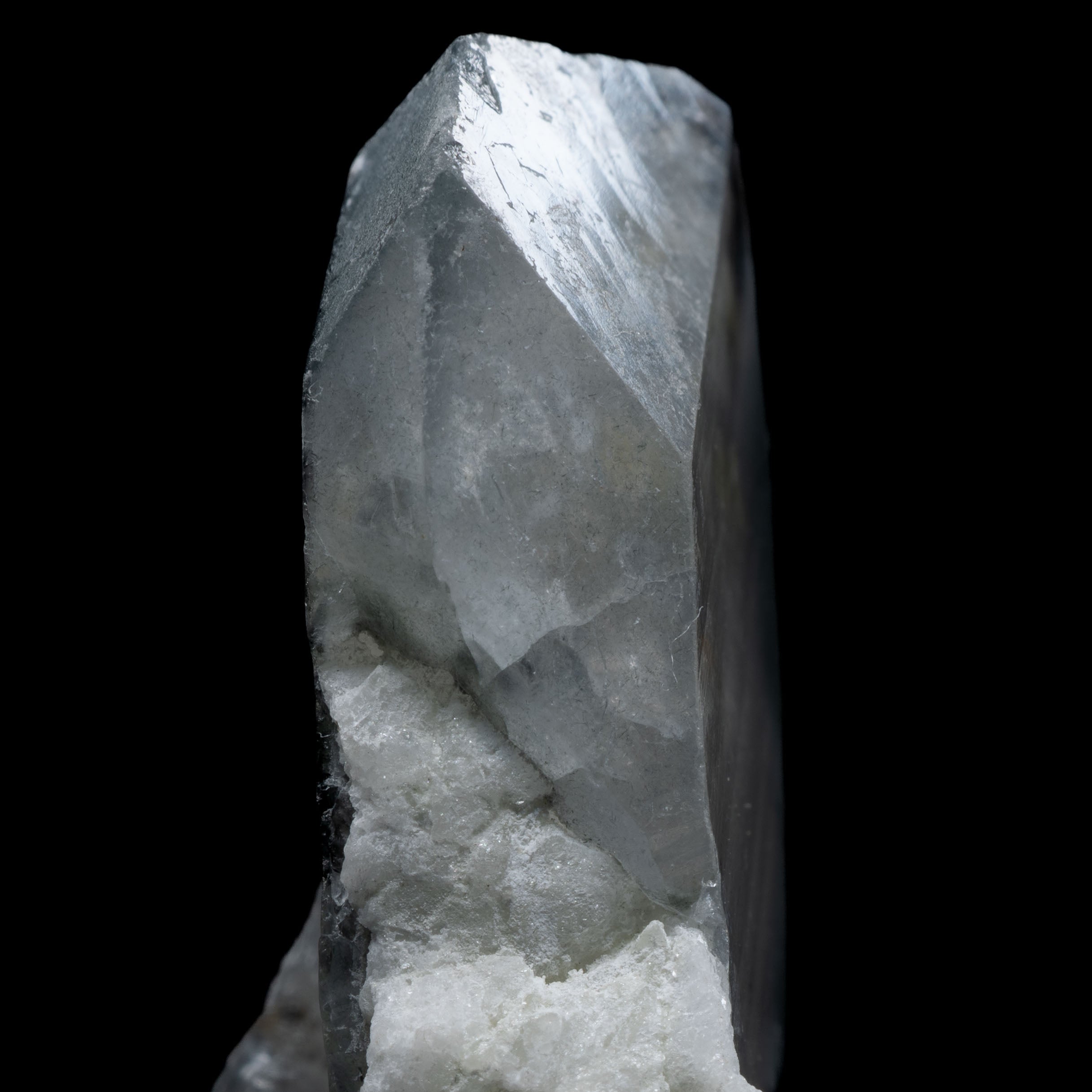 Smoky Blue Quartz with Magnesio-riebeckite needles - Brazil 13.9g