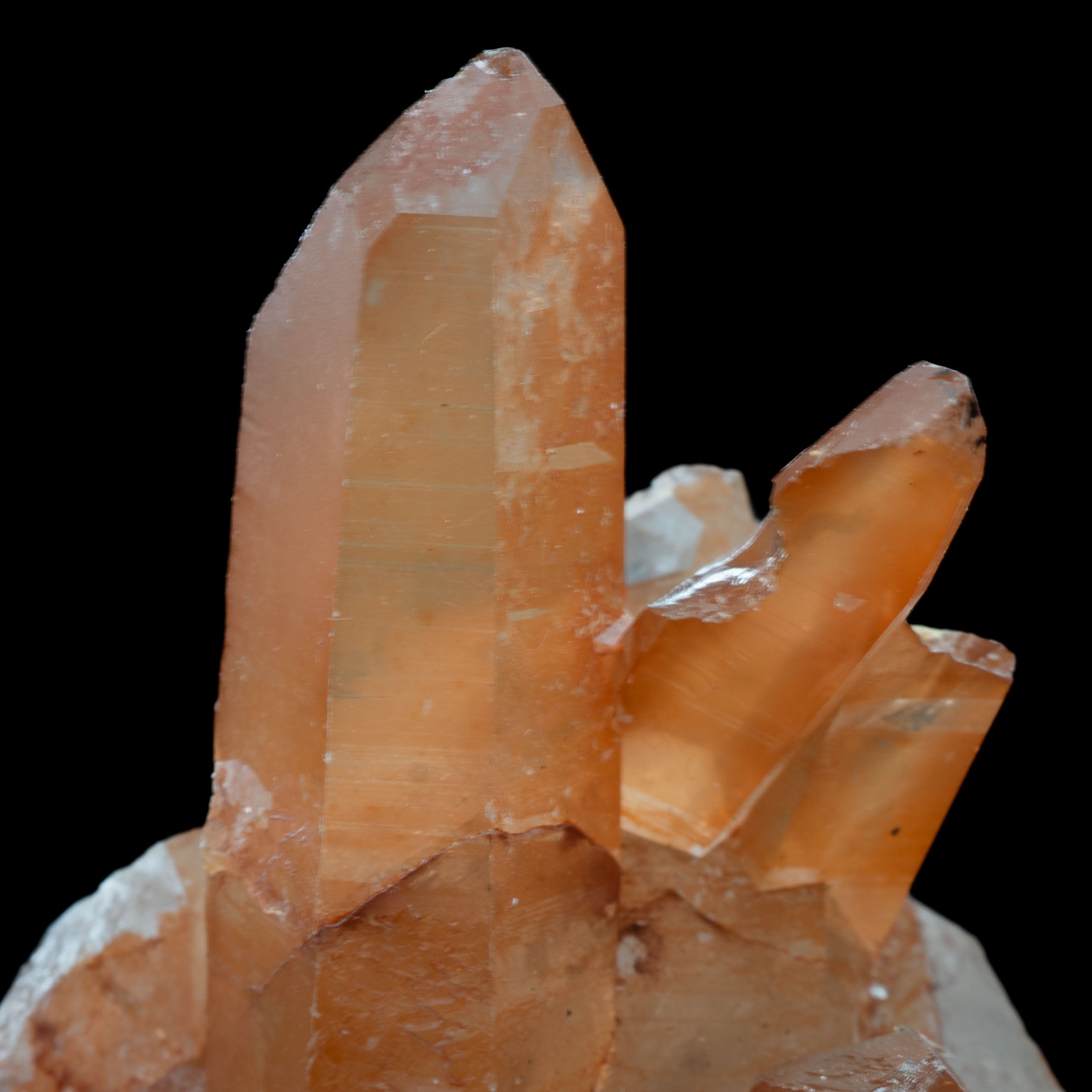 Tangerine Quartz Cluster – 68.9g, 69.6x39.9x34.9mm – Minas Gerais, Brazil