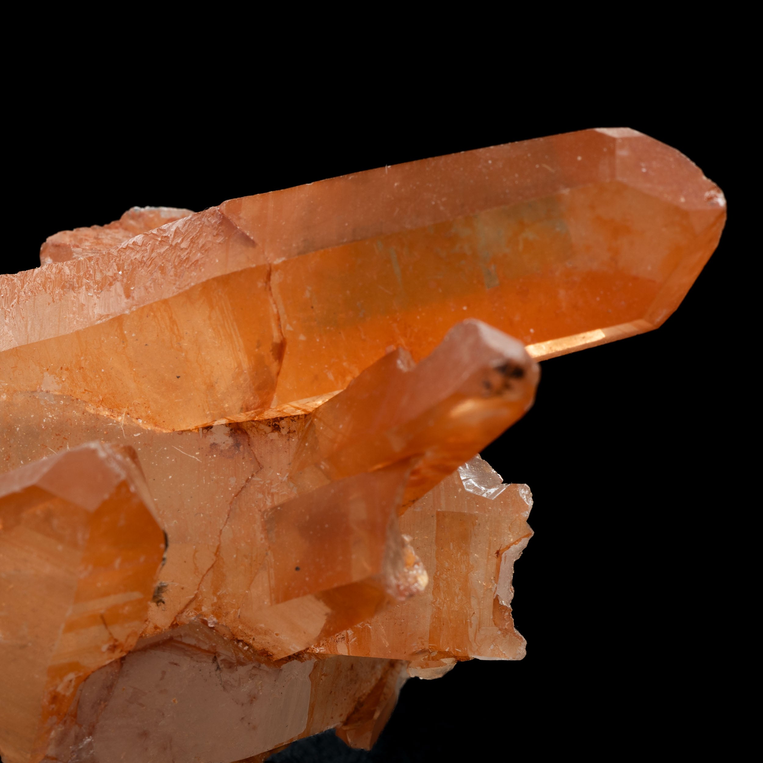 Tangerine Quartz Cluster – 68.9g, 69.6x39.9x34.9mm – Minas Gerais, Brazil
