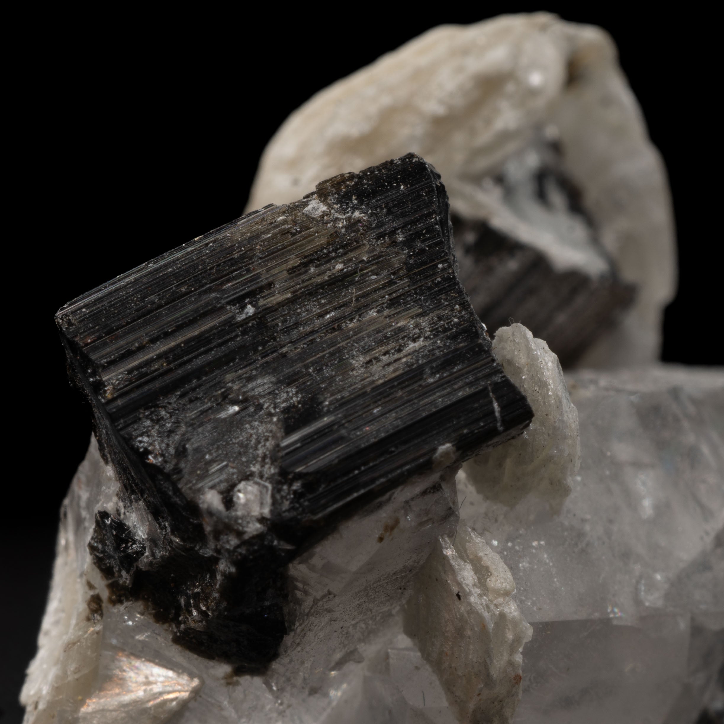 Tourmaline in Quartz with Mica Inclusions 9.87g, Pakistan