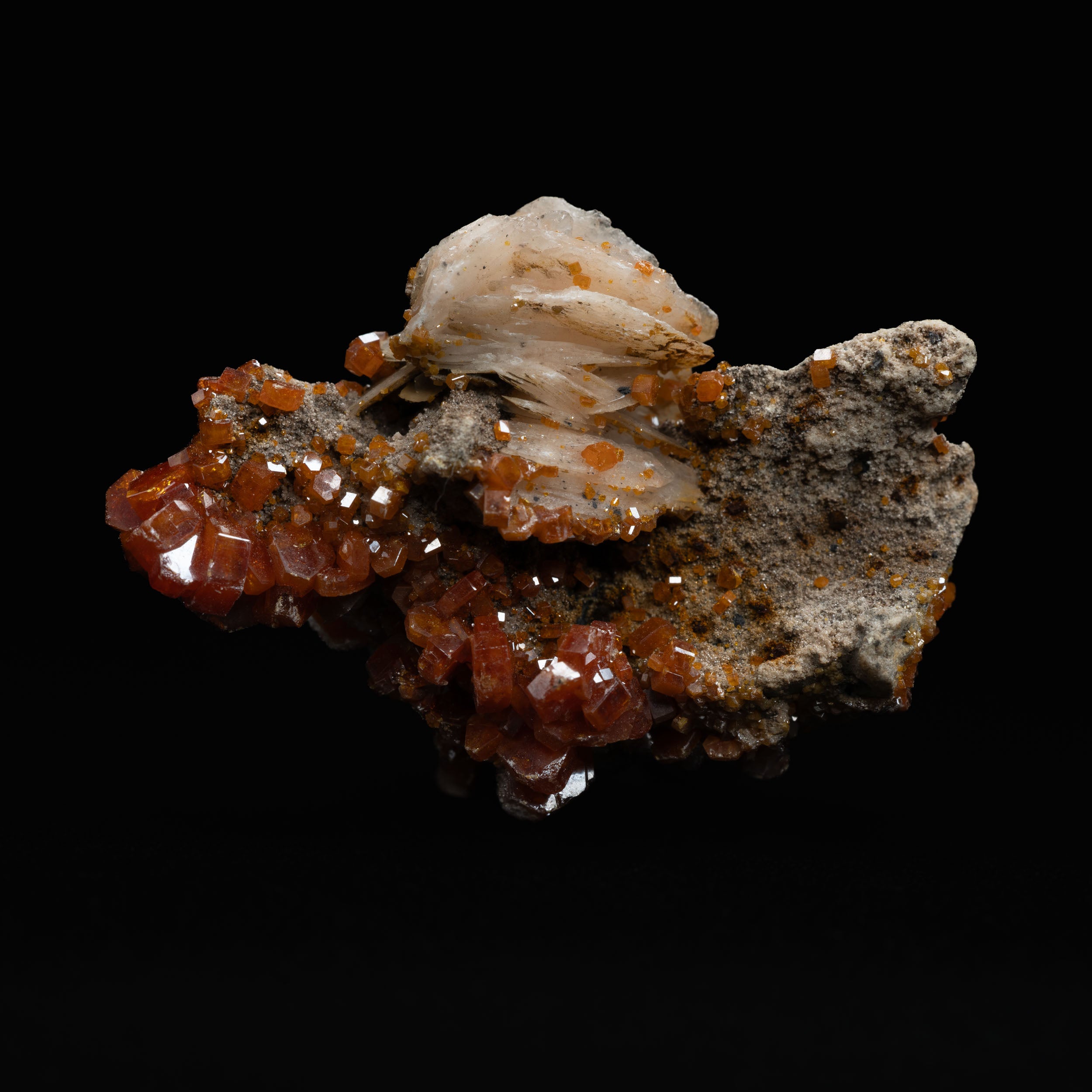 Vanadinite Crystals with Barite 20g - 40x31x22MM