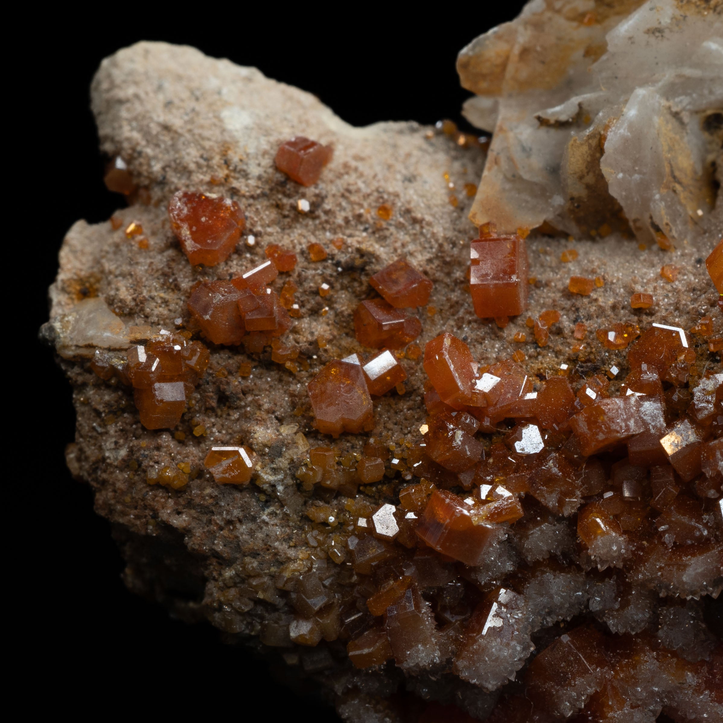 Vanadinite Crystals with Barite 20g - 40x31x22MM