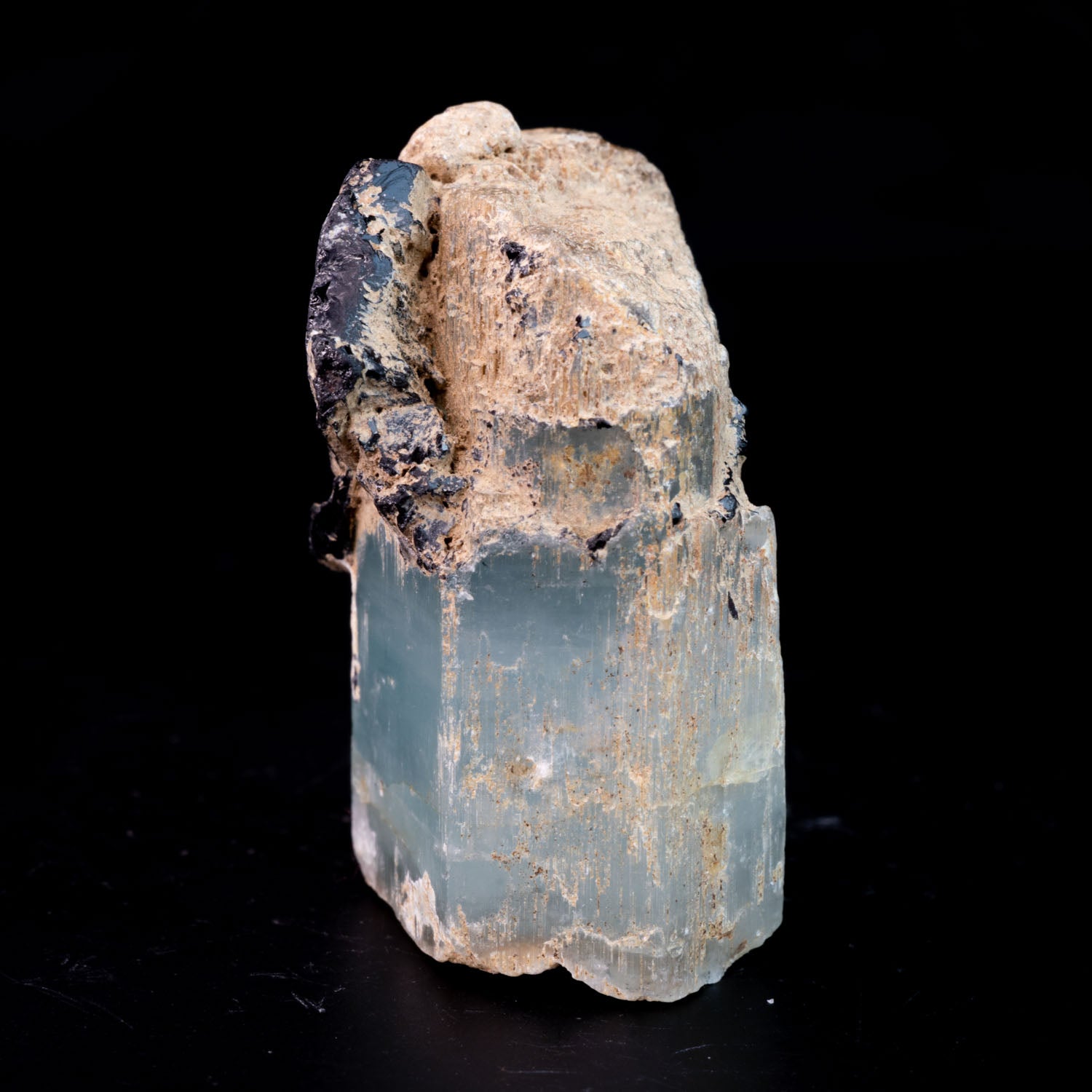 Beryl var. Aquamarine with Schorl Tourmaline 20G