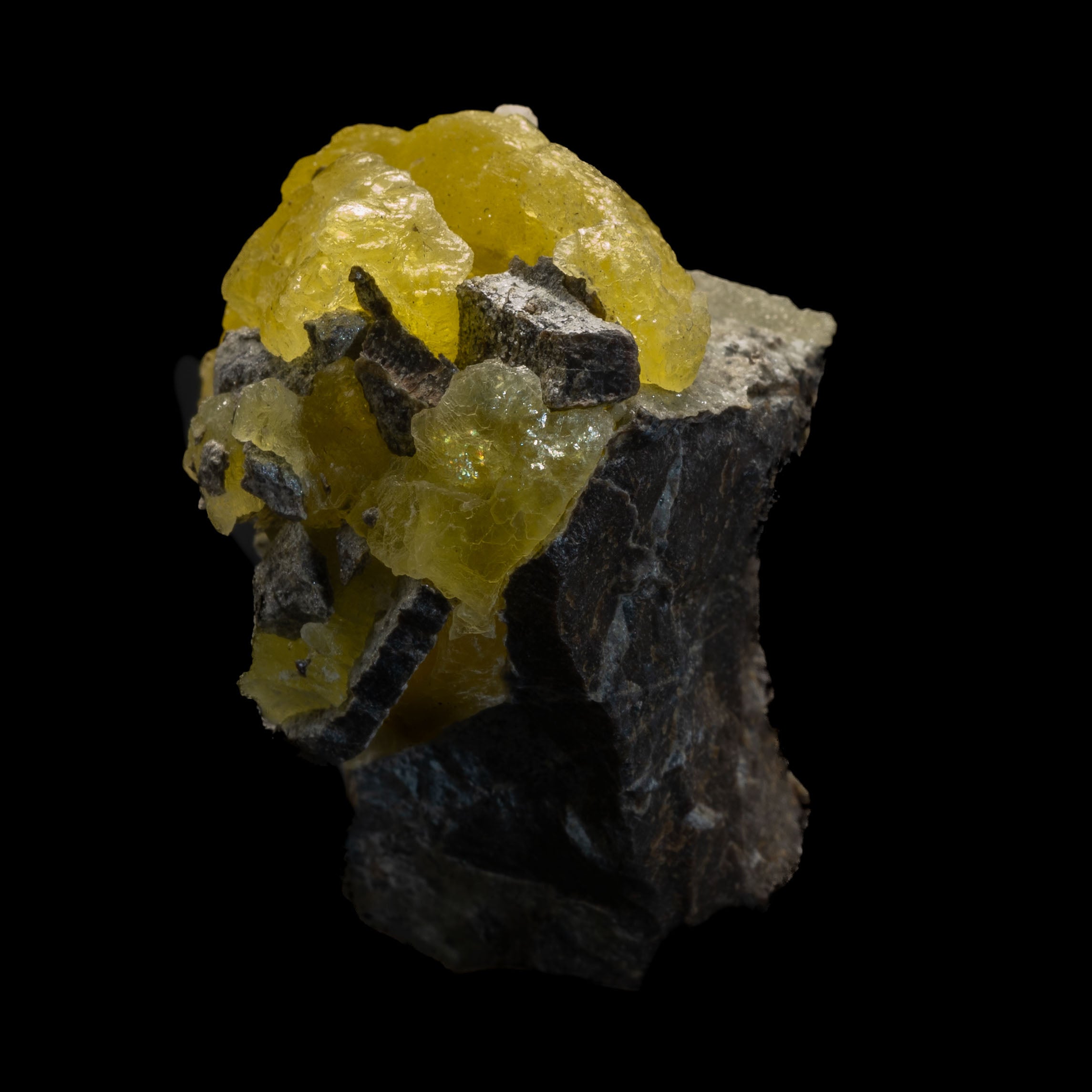 Brucite Cluster - 42 x 30 x 30 mm, 25g