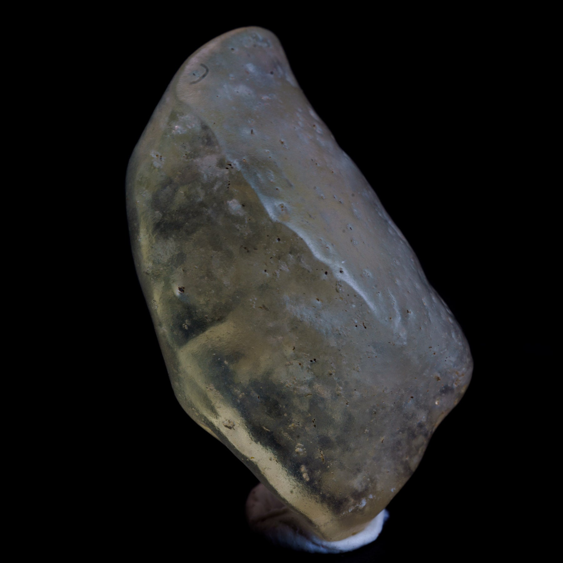 Libyan Desert Glass - Golden Tektite 40ct