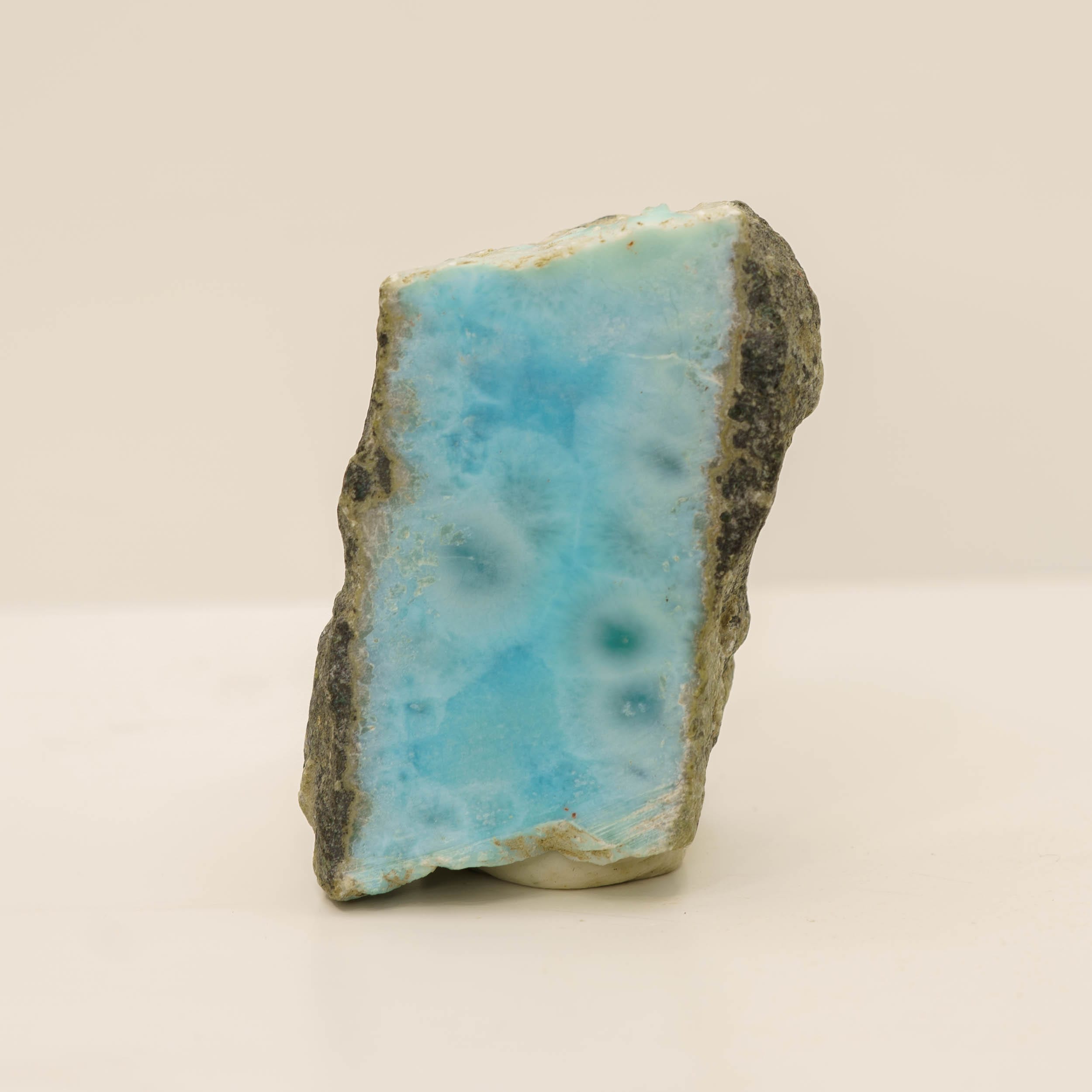 Larimar Semi-Polished – 57.7g, 42x33x28mm, Dominican Republic