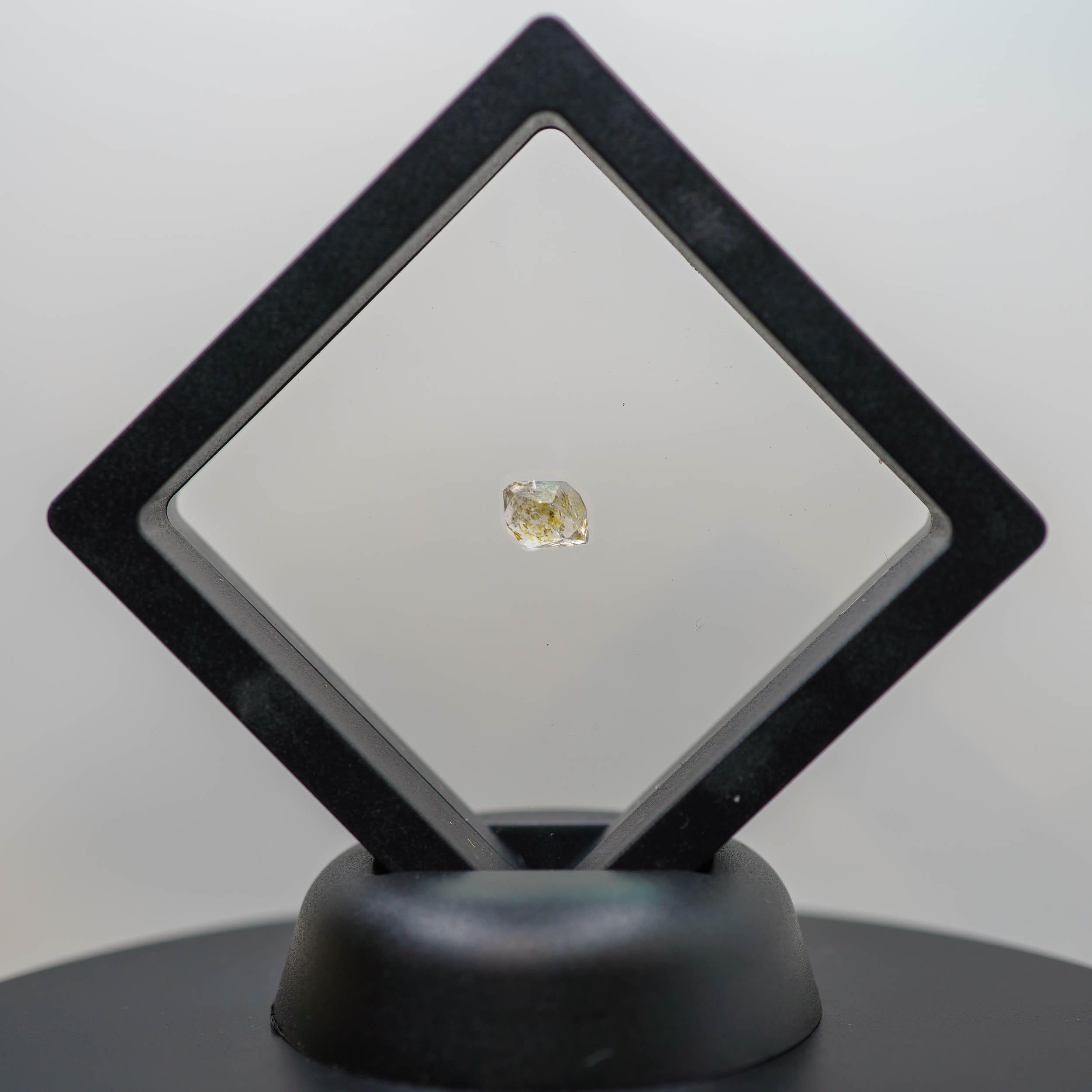 Petroleum Quartz Golden Enhydro 2.39ct