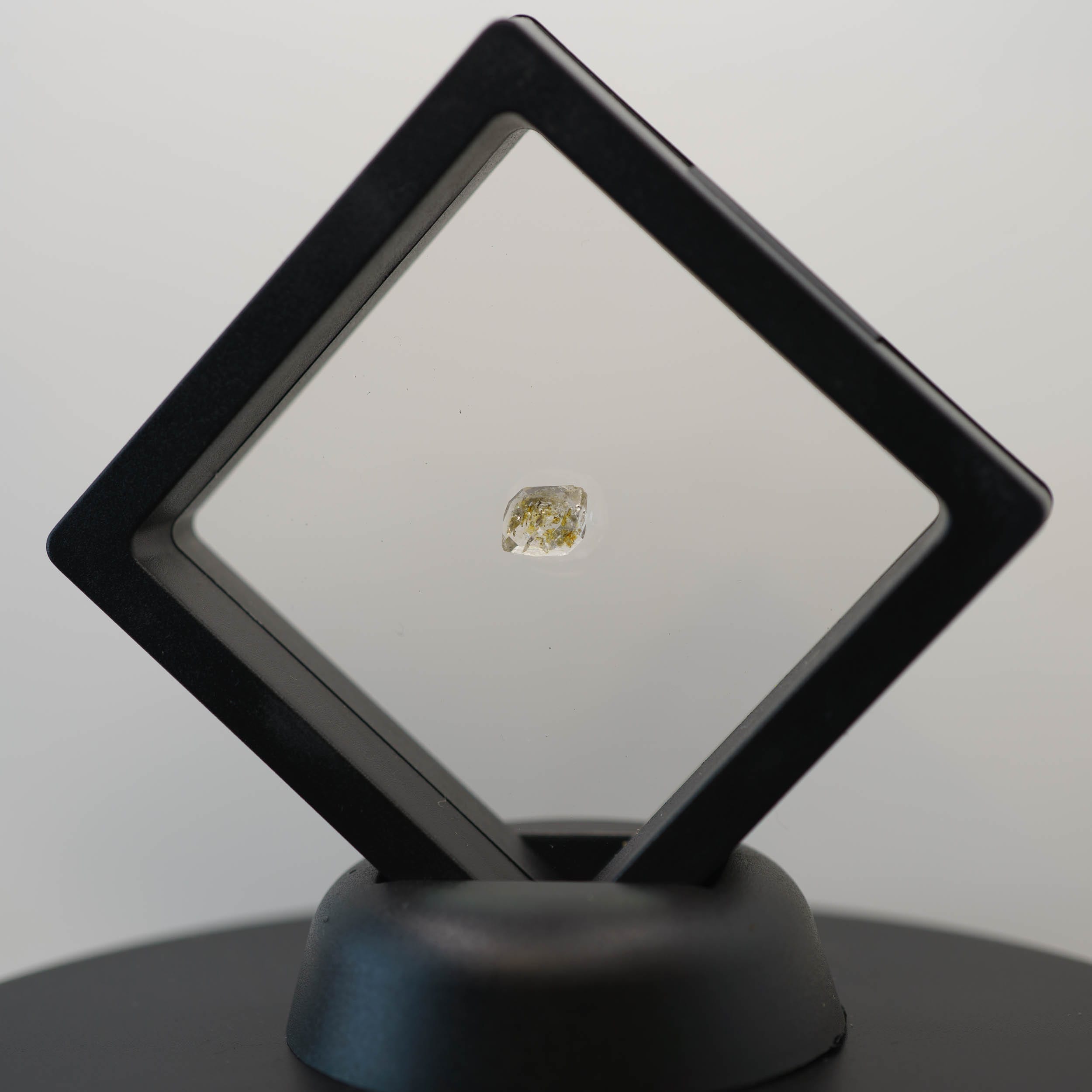 Petroleum Quartz Golden Enhydro 2.39ct