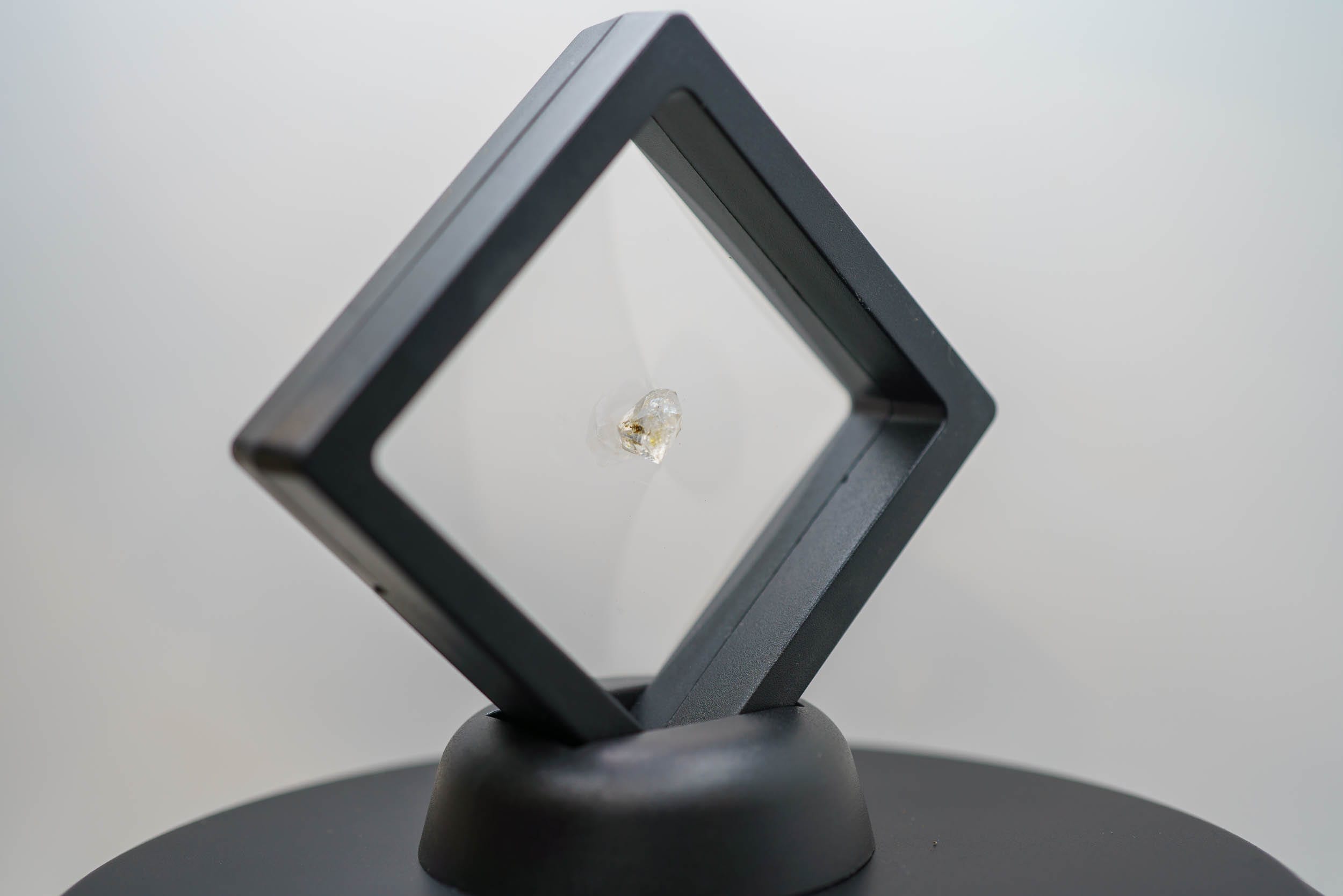 Petroleum Quartz Golden Enhydro 2.6ct