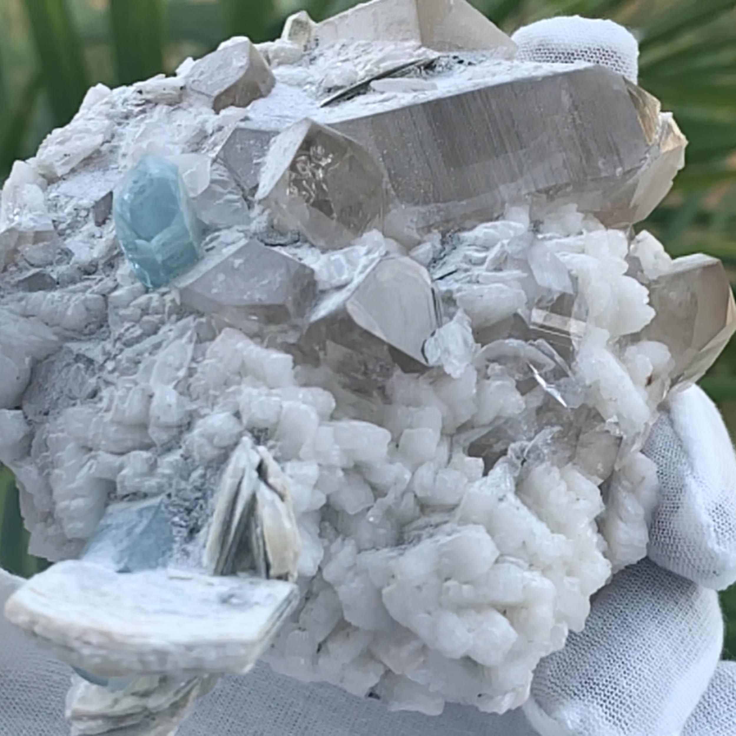 Aquamarine Specimen 340g