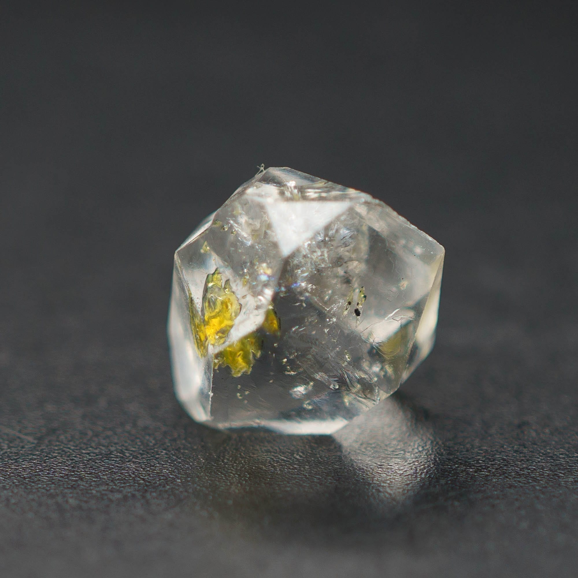 Petroleum Quartz Golden Enhydro 4.6ct