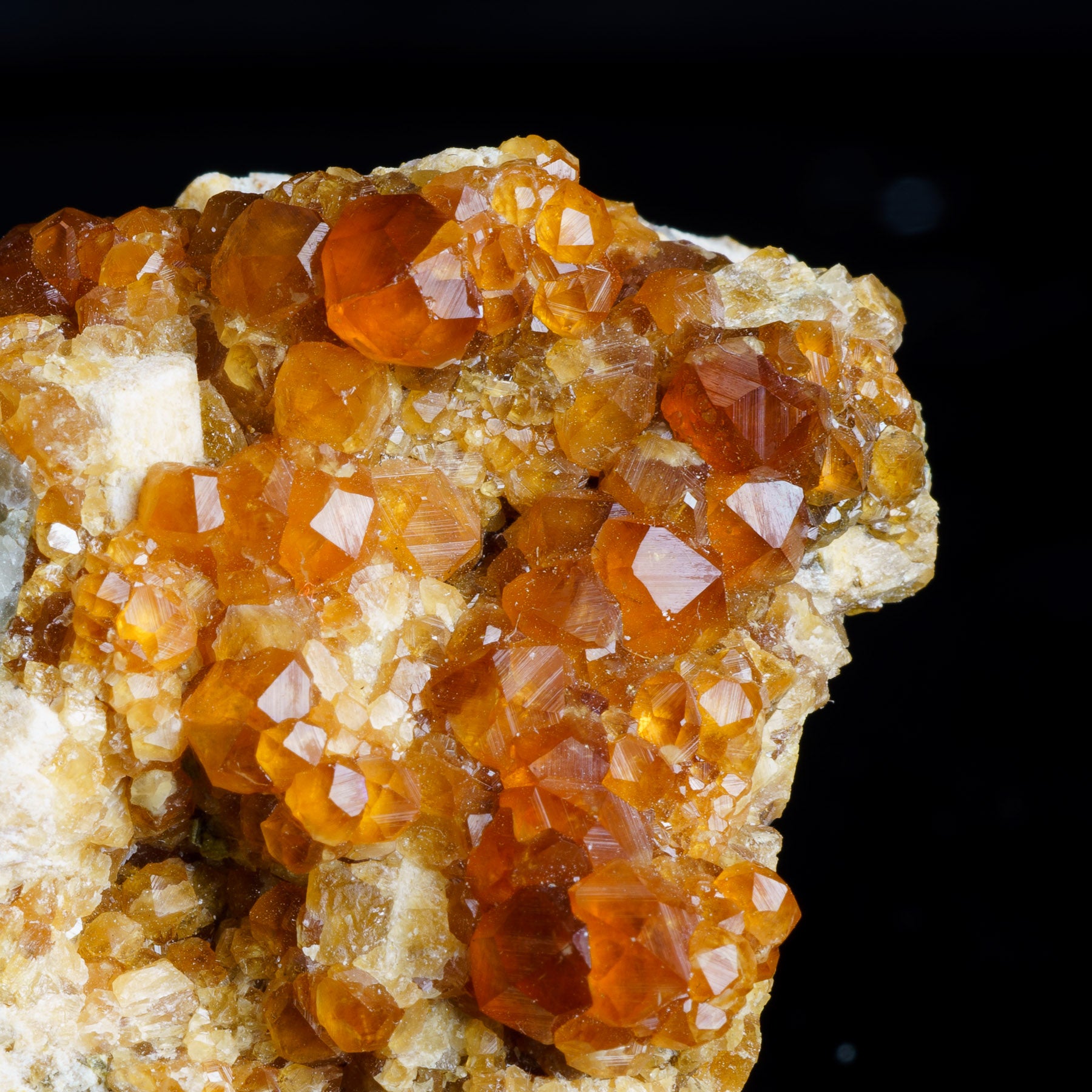 Mandarin Spessartine Garnet 41g