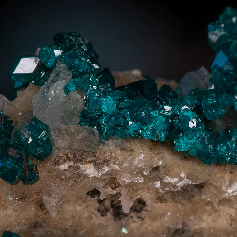 Dioptase: Exploring the Mineral from the Democratic Republic of Congo