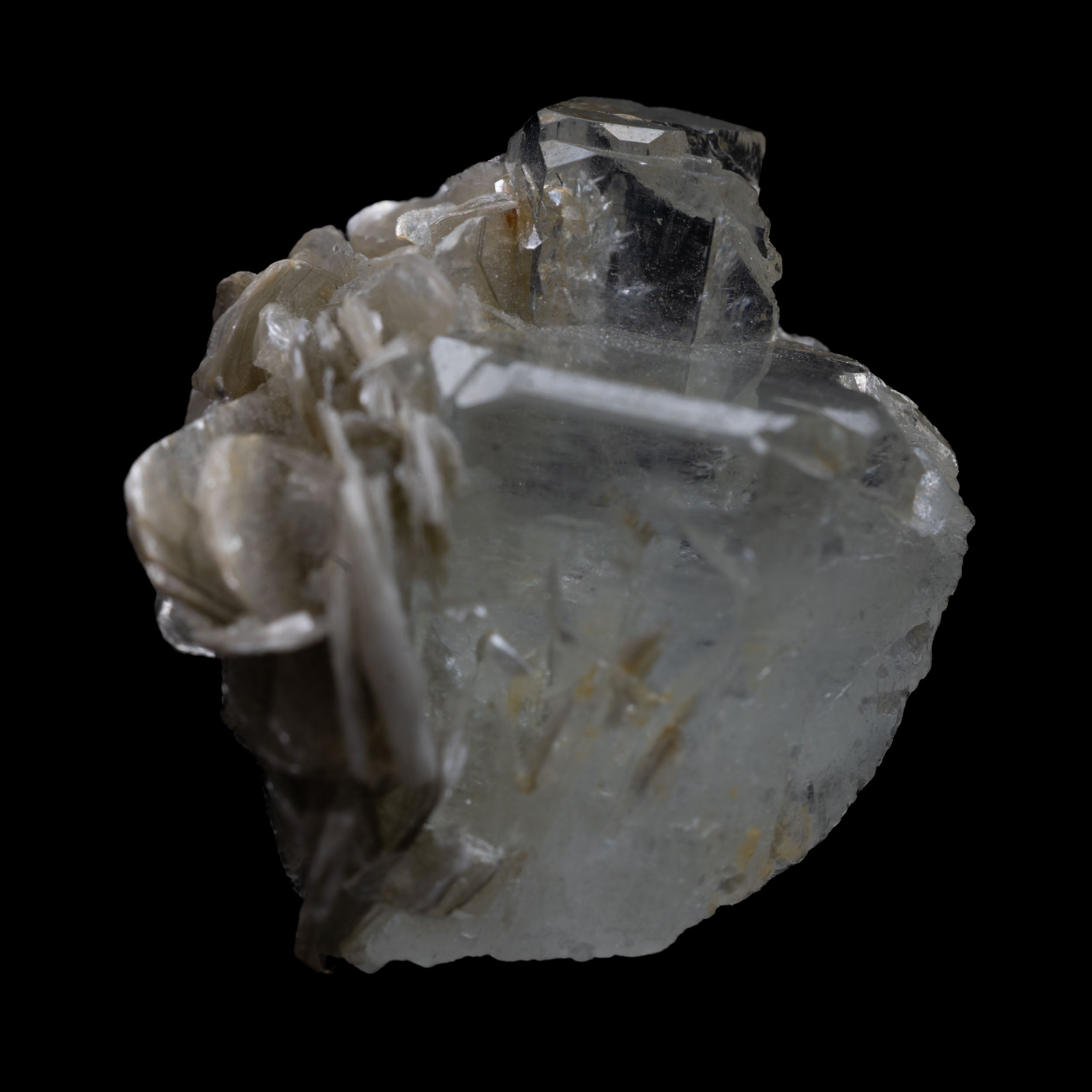 Aquamarine & Muscovite Cluster – 53.6CT, 22x21x15MM