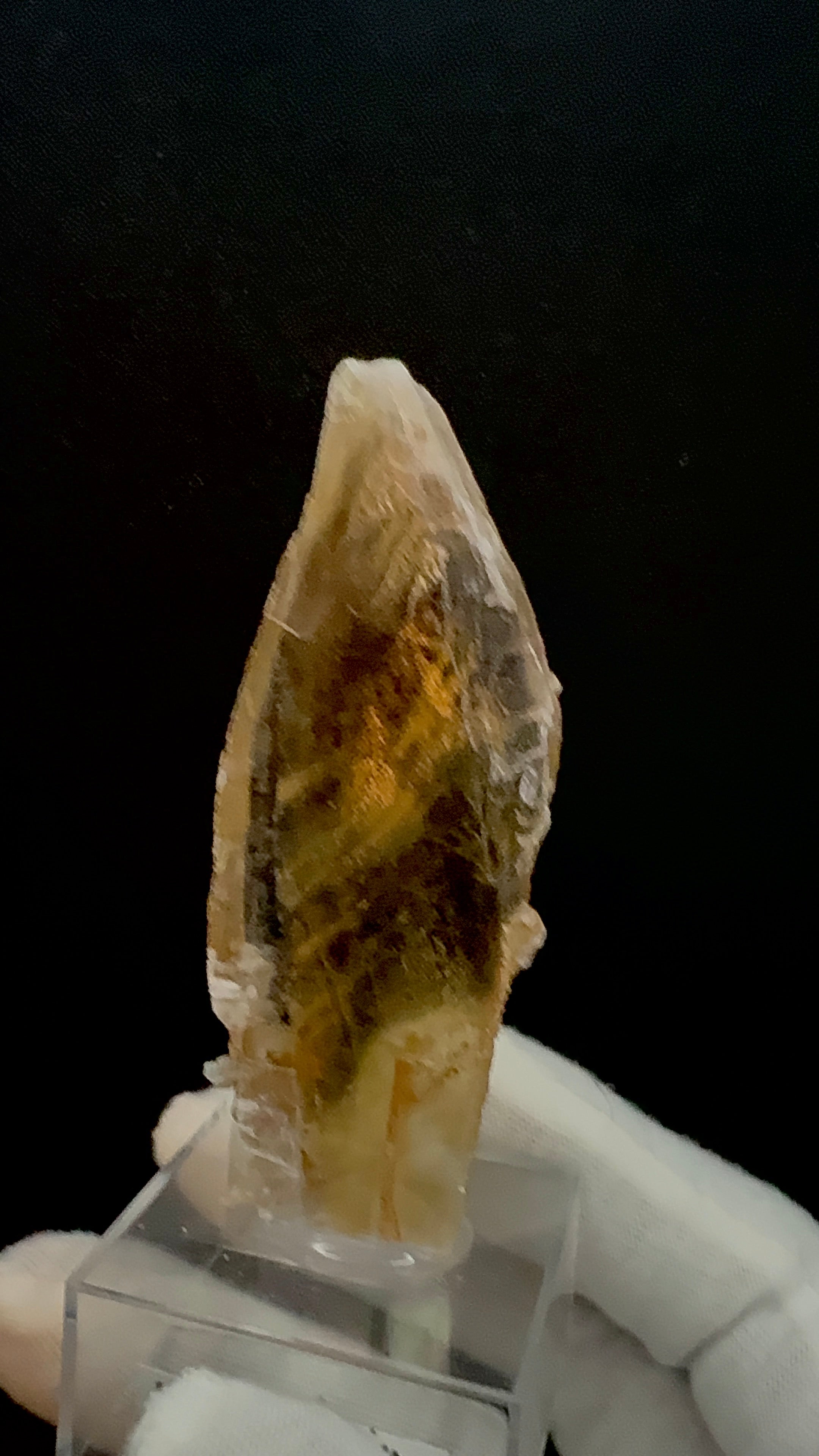Bi‑Colour Selenite Blade 24.3 g