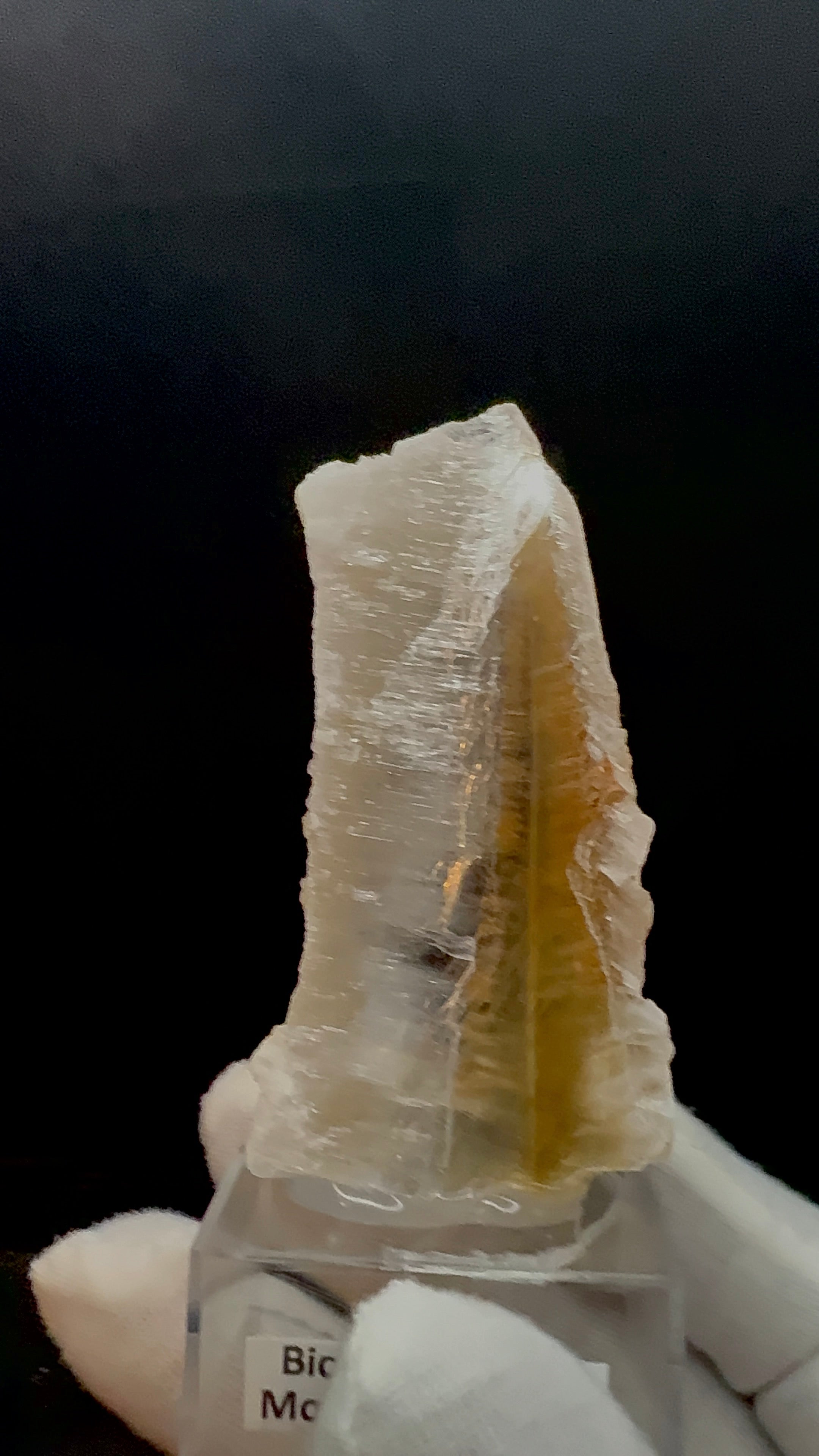 Bi‑Colour Selenite Blade 40.75 g