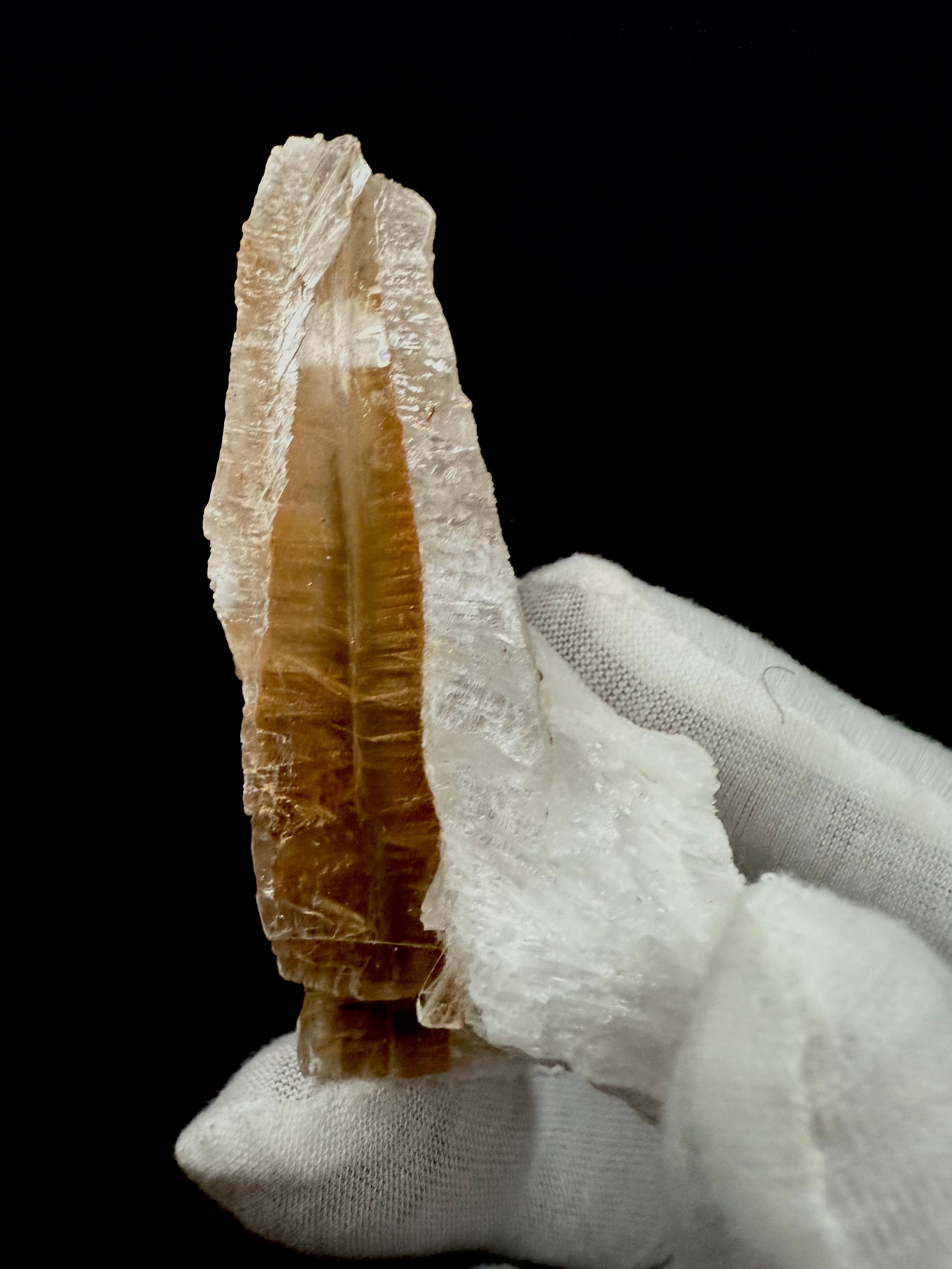 Bi‑Colour Selenite Blade 70 g