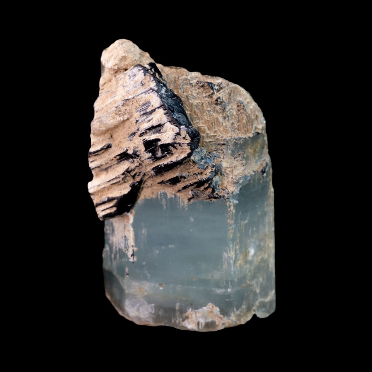 Beryl var. Aquamarine with Schorl Tourmaline 20G