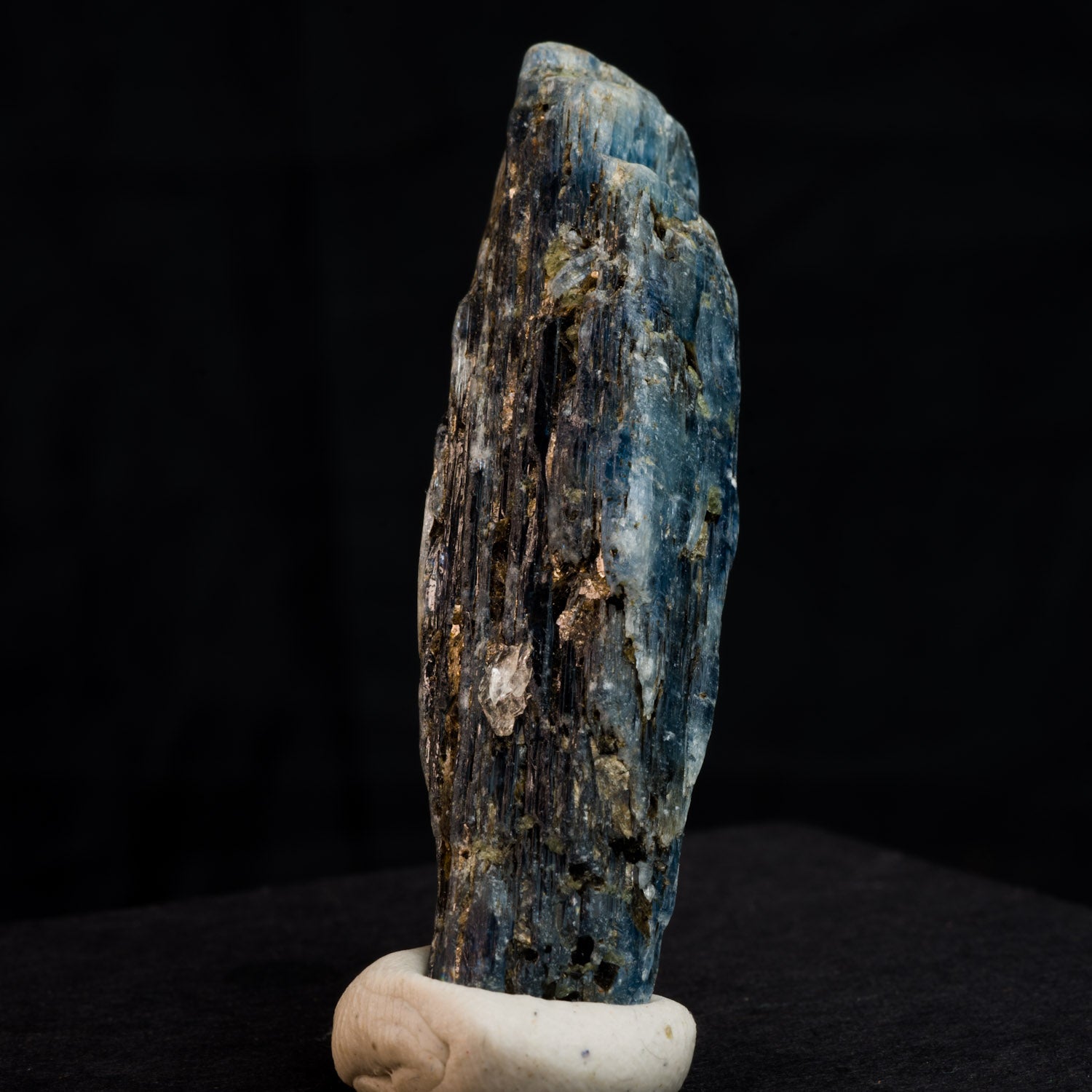 Deep Blue Kyanite 19g