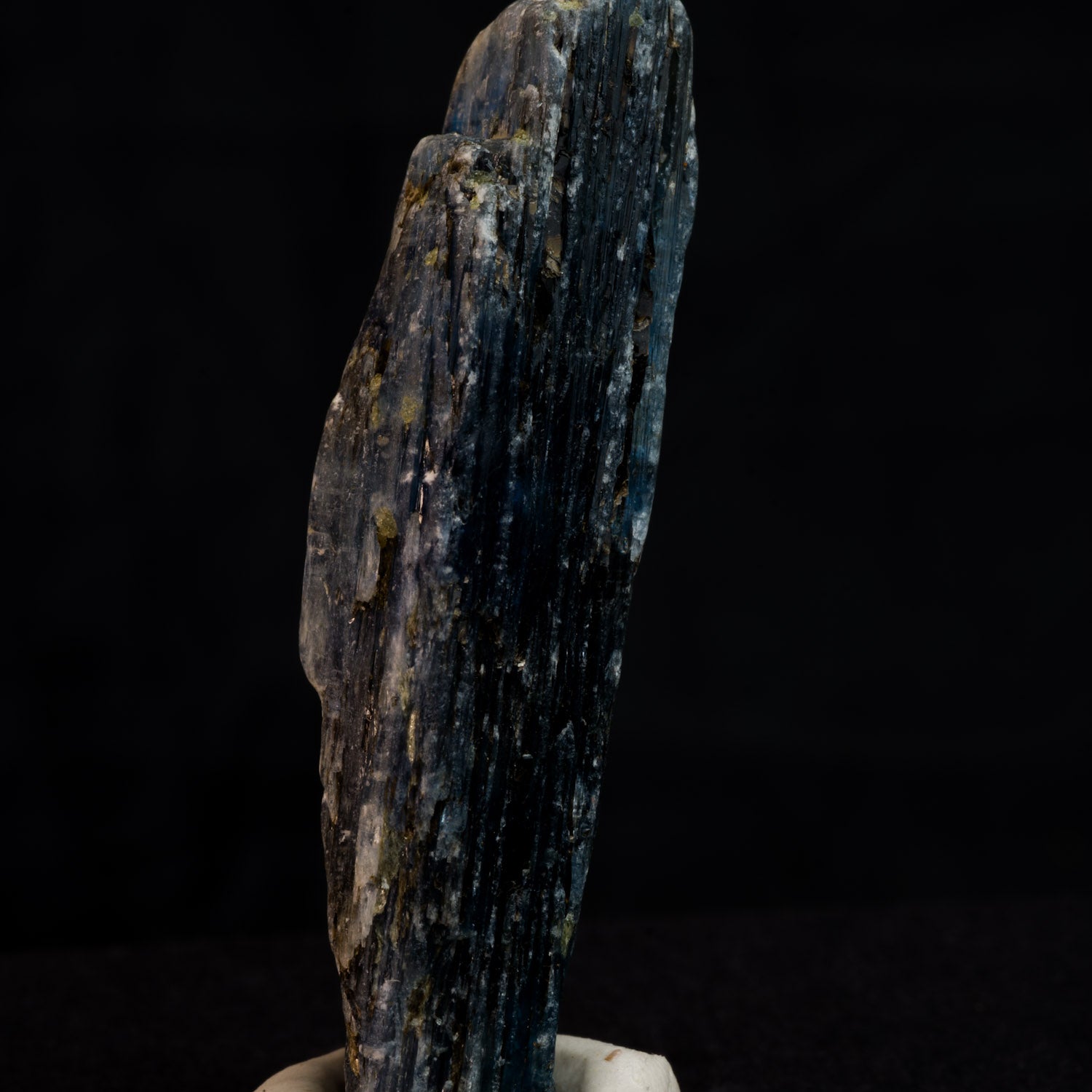 Deep Blue Kyanite 19g