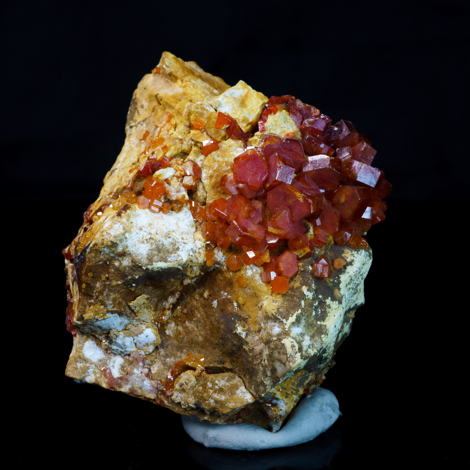 Bright Orange Red Vanadinite 91g