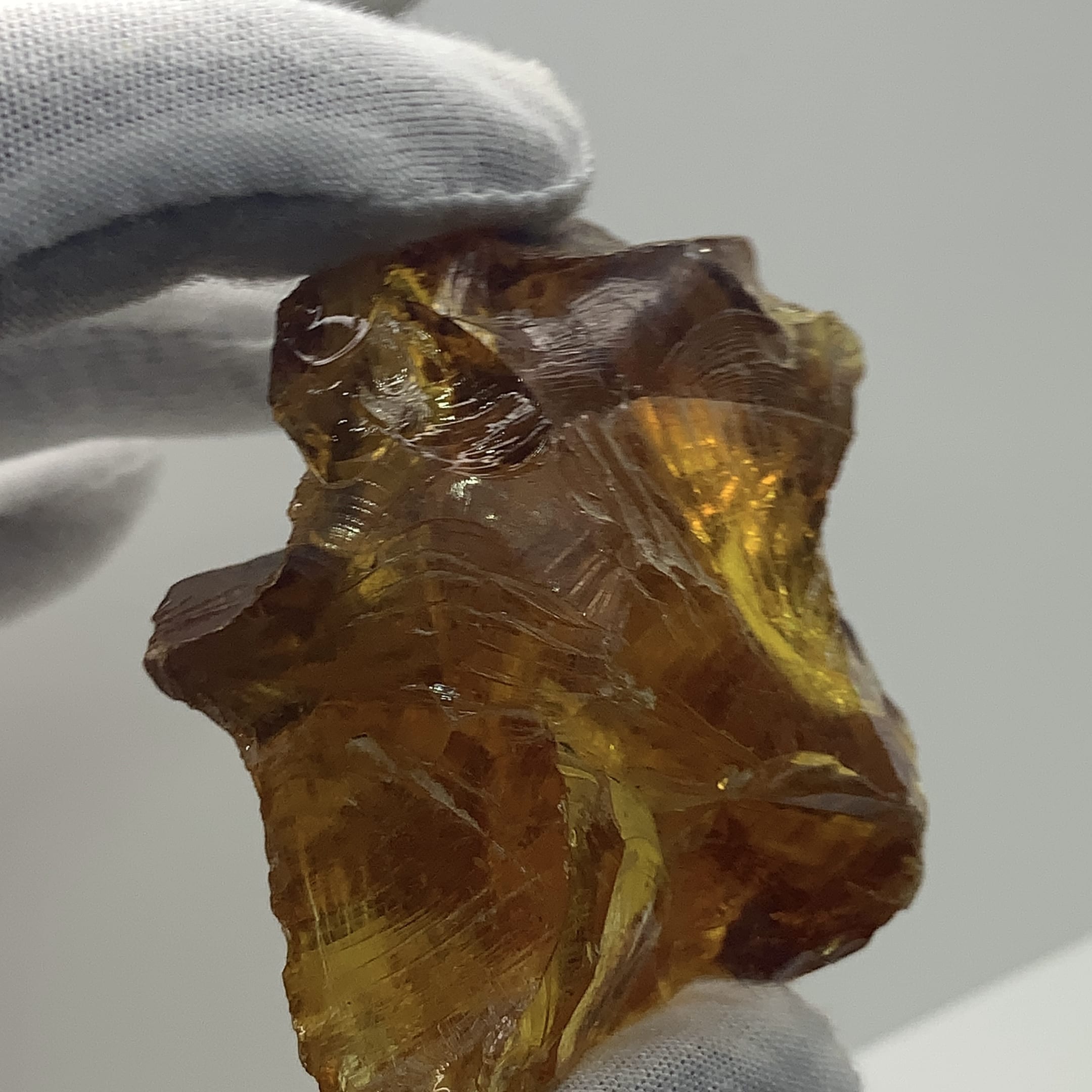 Dominican Amber Raw 44g