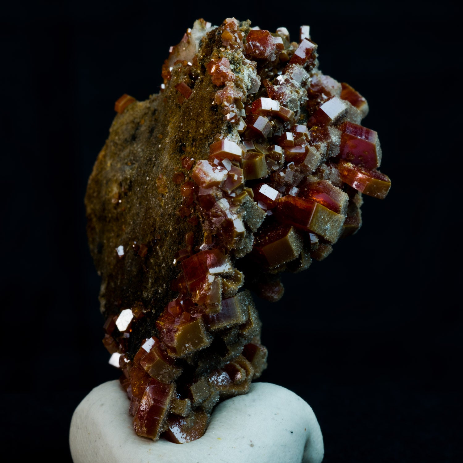 Vanadinite Cluster with Baryte 53g