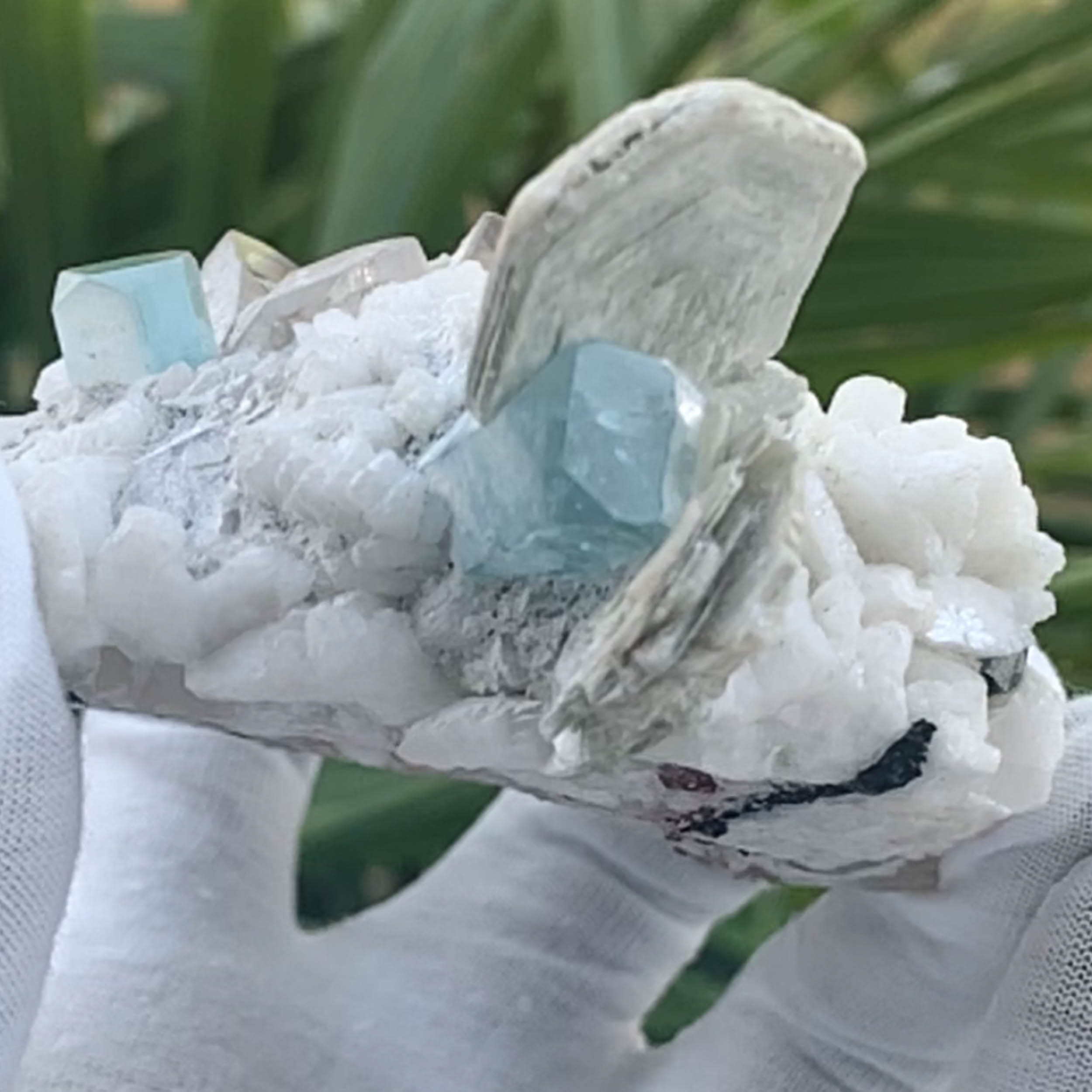 Aquamarine Specimen 340g