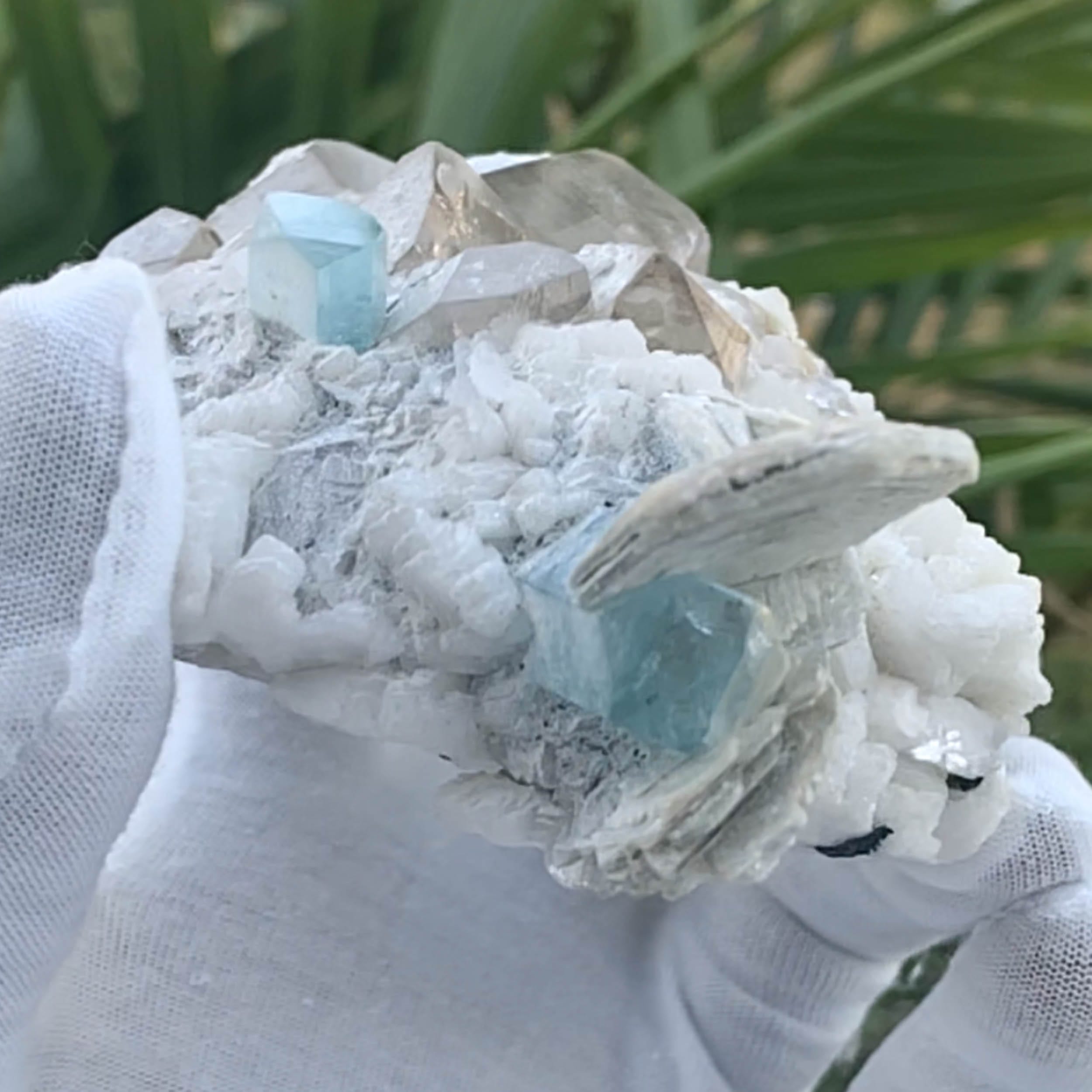 Aquamarine Specimen 340g