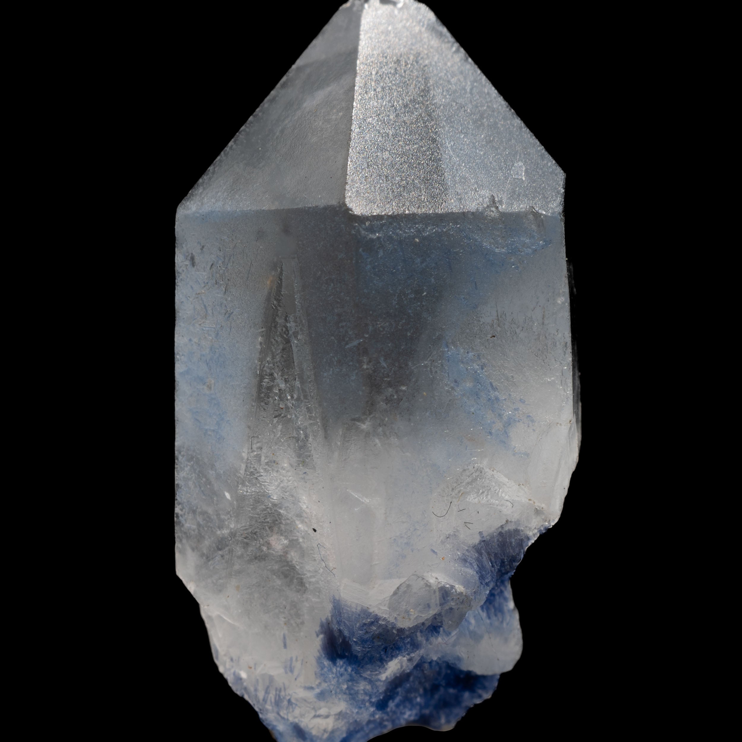 Dumortierite included Blue Quartz 2.6g