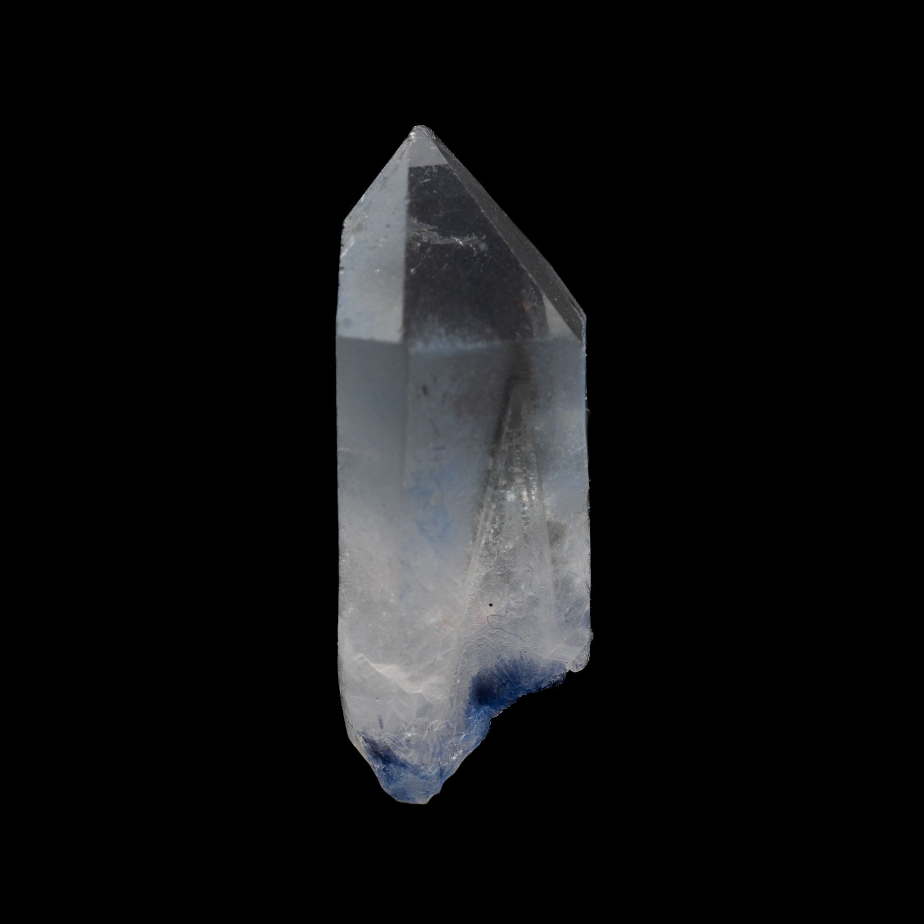 Dumortierite included Blue Quartz 13ct