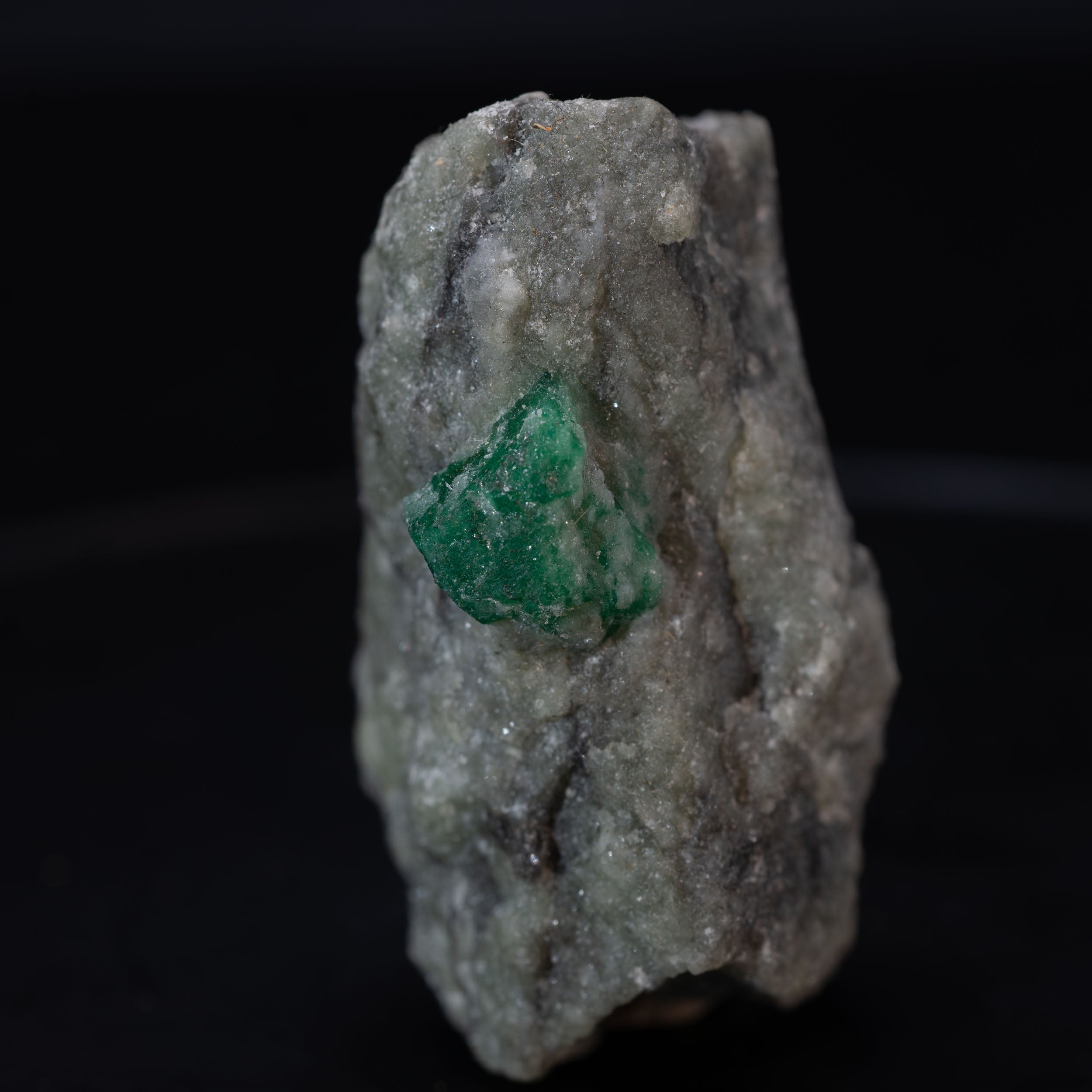 Emerald - Green Beryl in Matrix 64.7g - Brazil