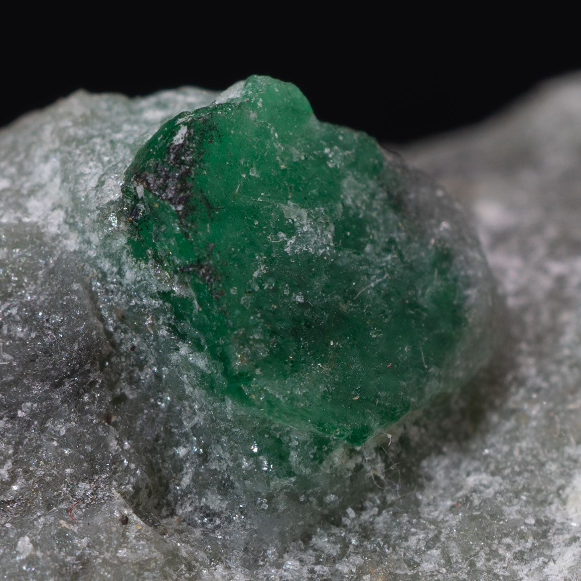 Emerald - Green Beryl in Matrix 35.5g - Brazil