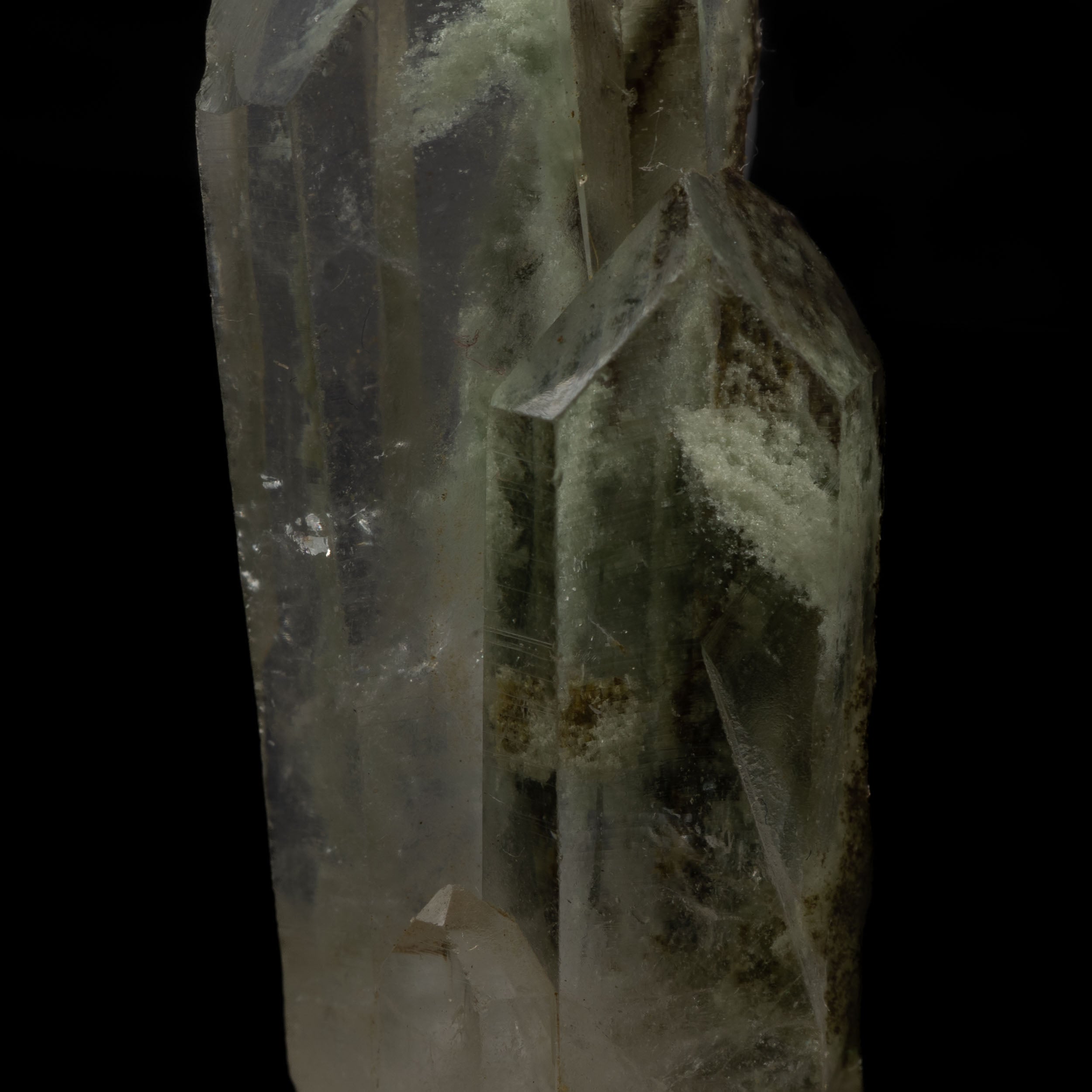 Chlorite Included Clear Quartz Phantom 12g