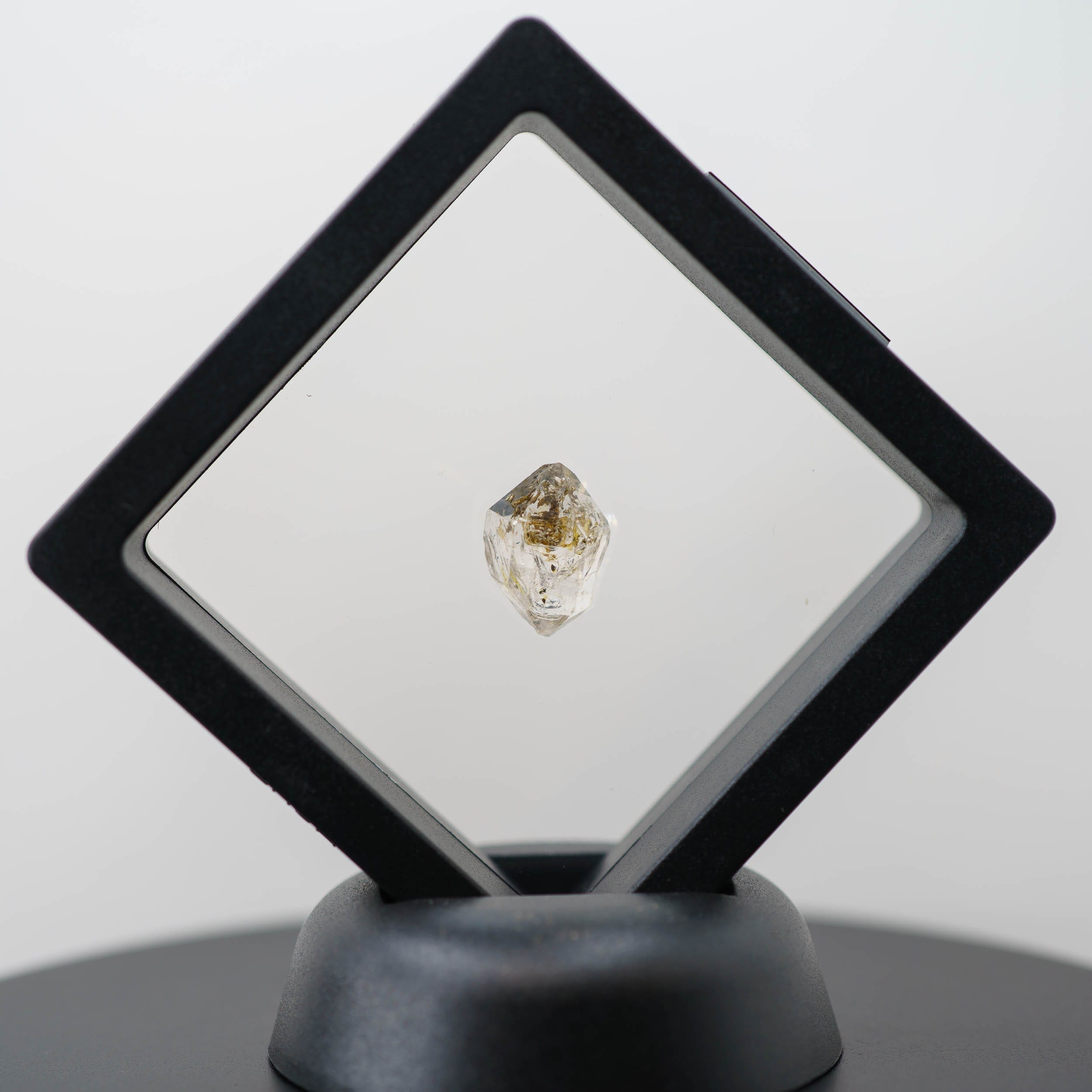 Petroleum Quartz Golden Enhydro 8.75ct